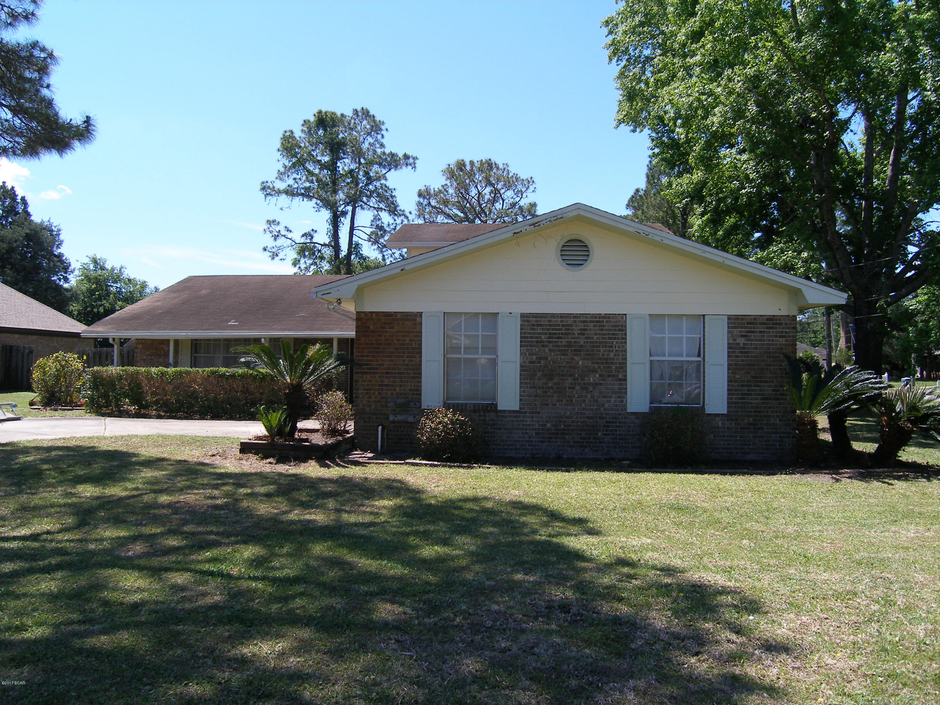 Baywood Shores Est Unit 3 - Residential