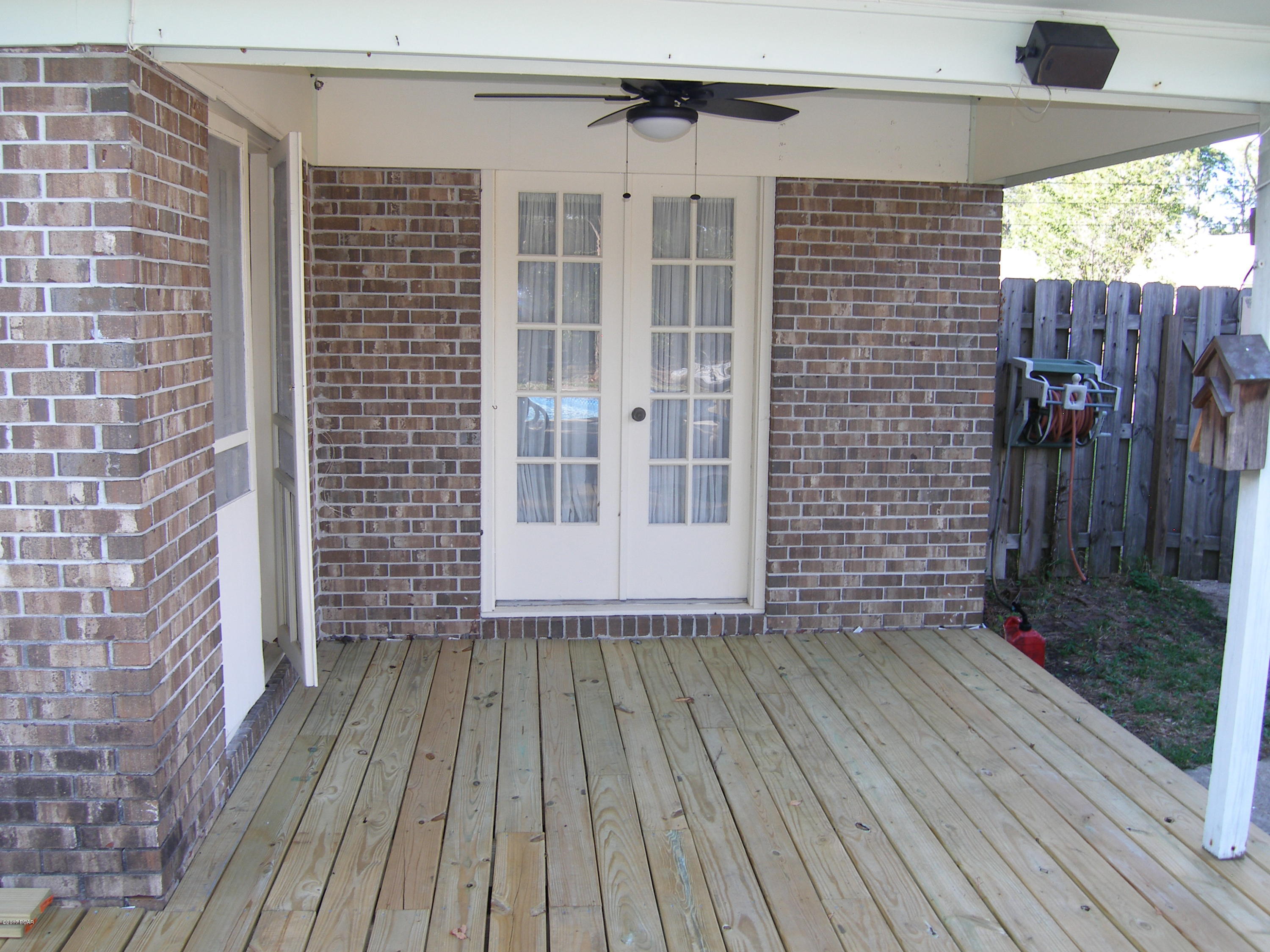 Baywood Shores Est Unit 3 - Residential