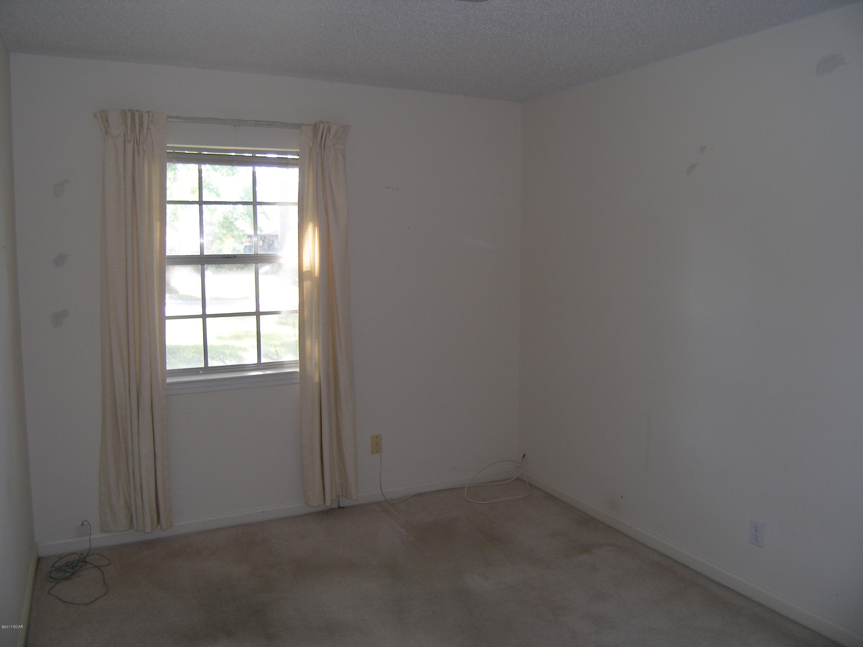 Baywood Shores Est Unit 3 - Residential