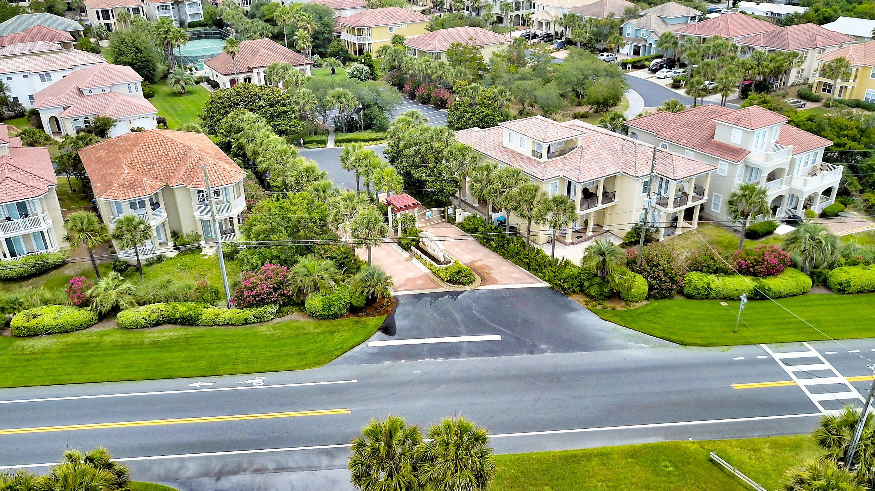 La Valencia Beach Resort - Residential