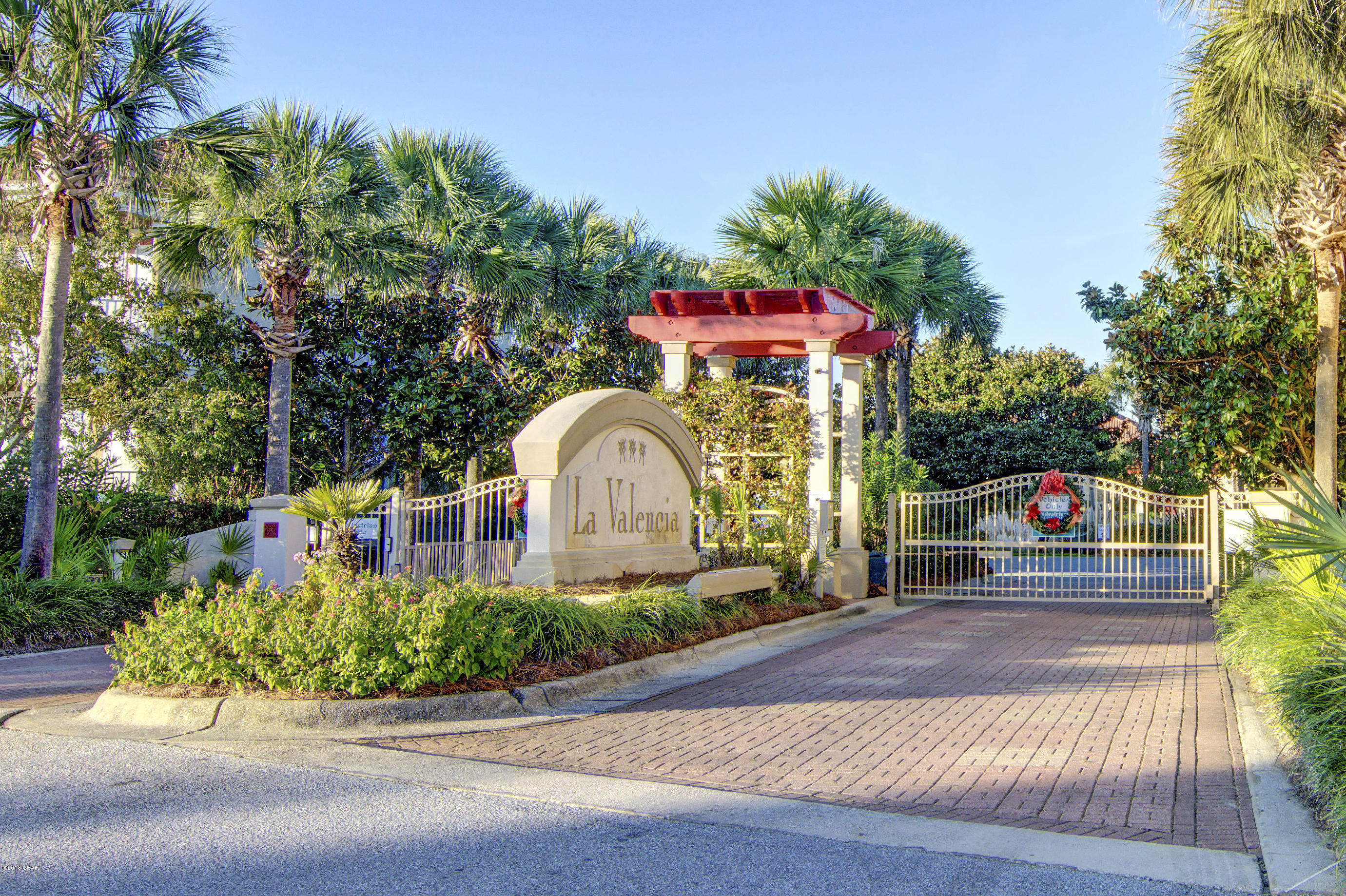 La Valencia Beach Resort - Residential