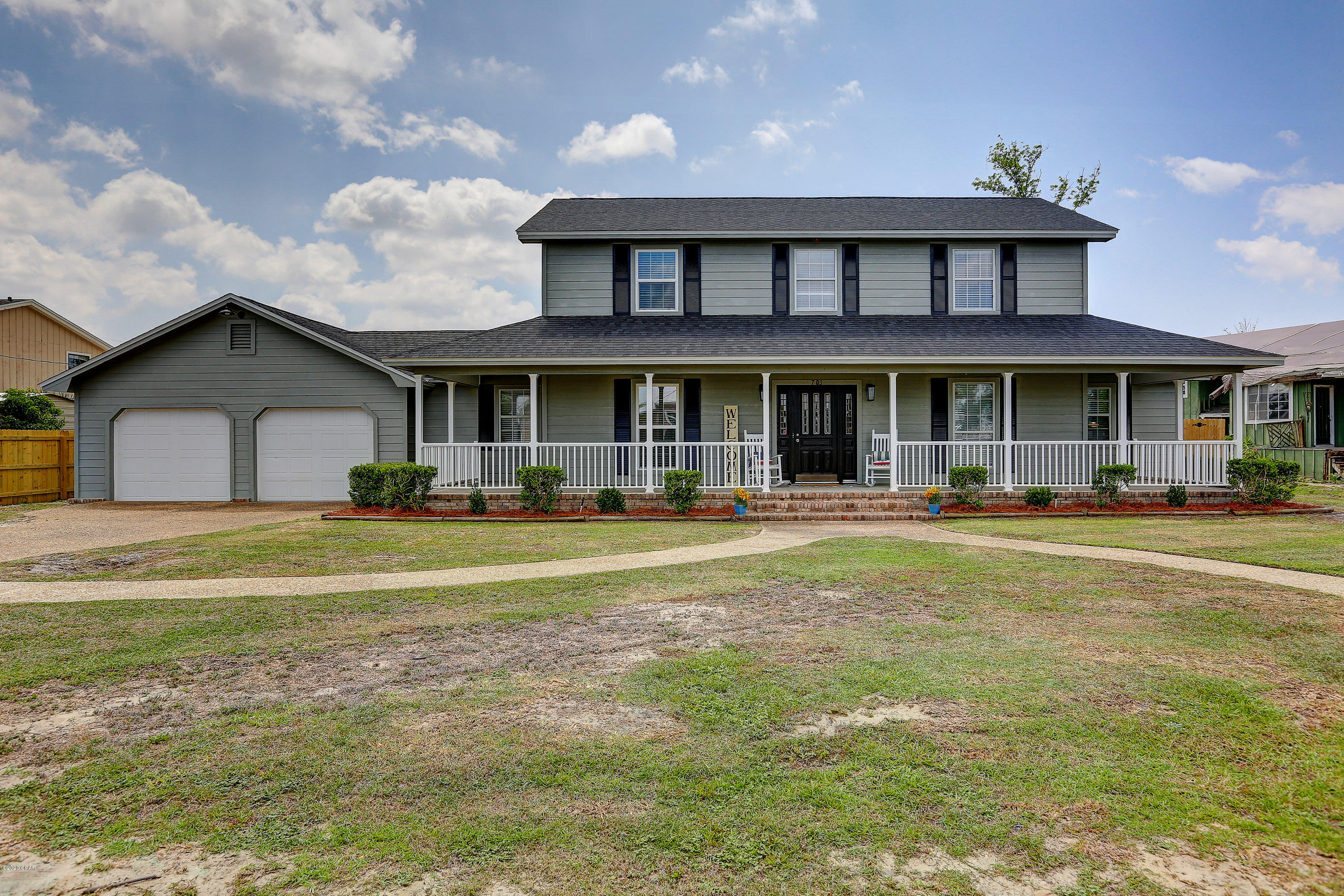 Bay Park Manor - Residential