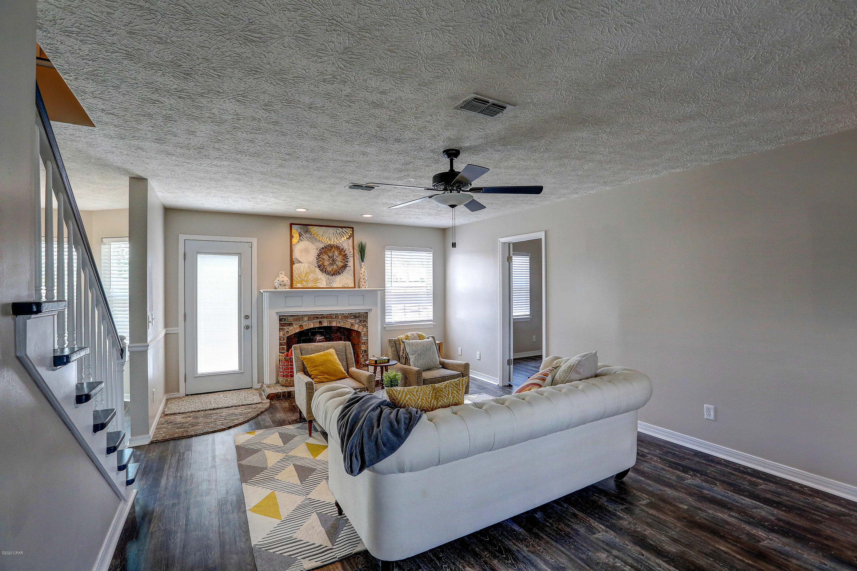 Bay Park Manor - Residential