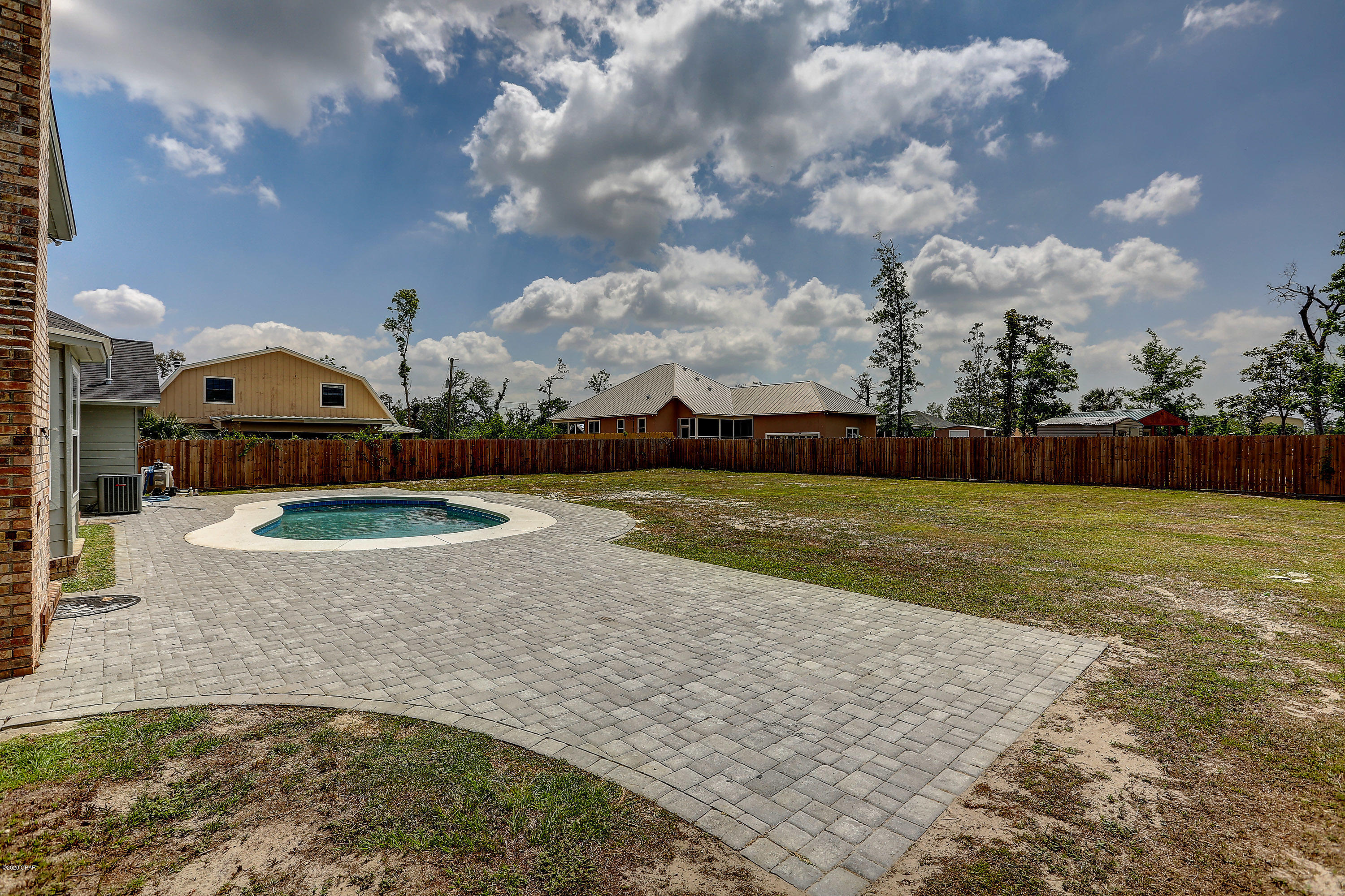 Bay Park Manor - Residential