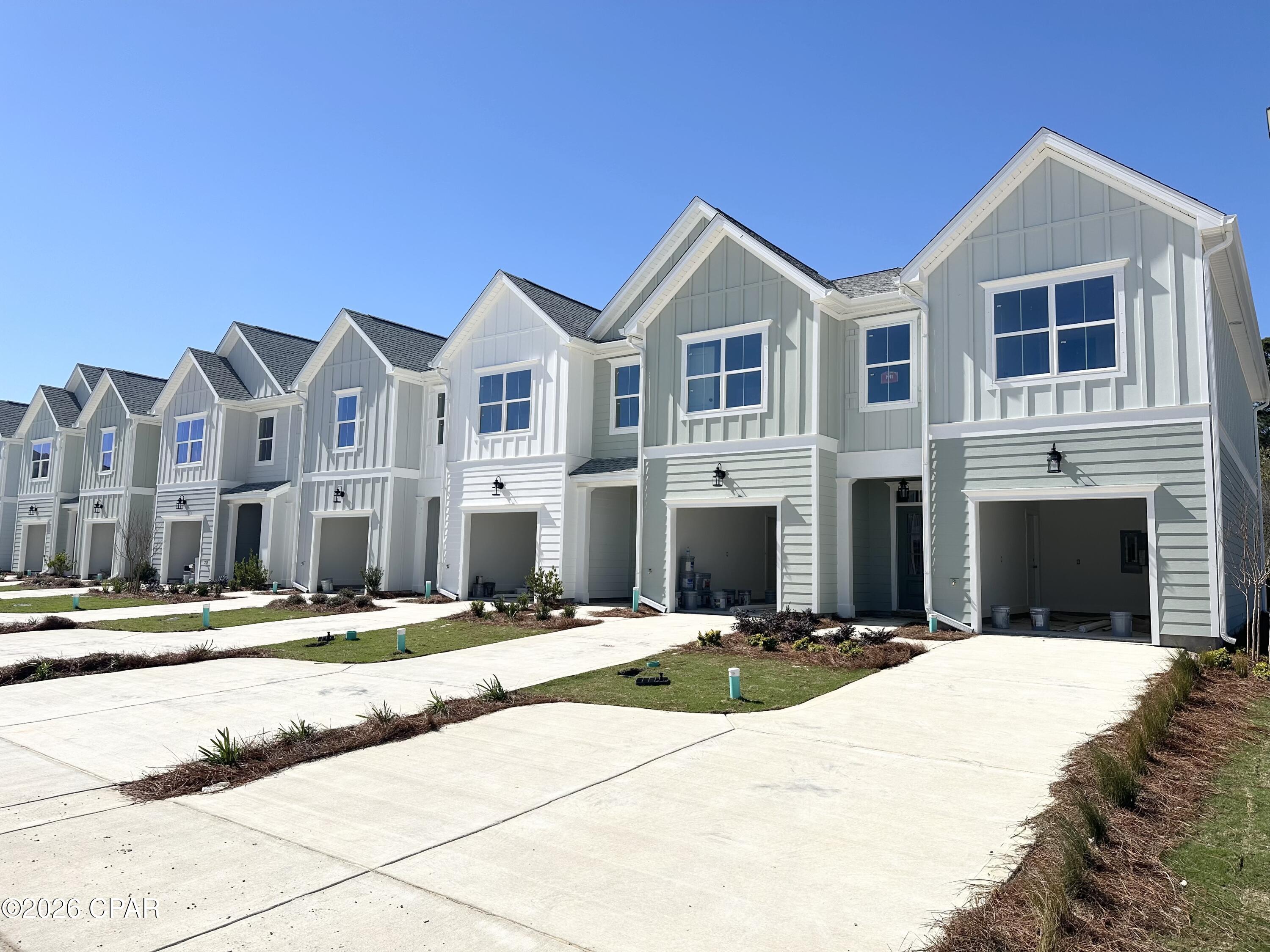 Colonial Landing - Residential