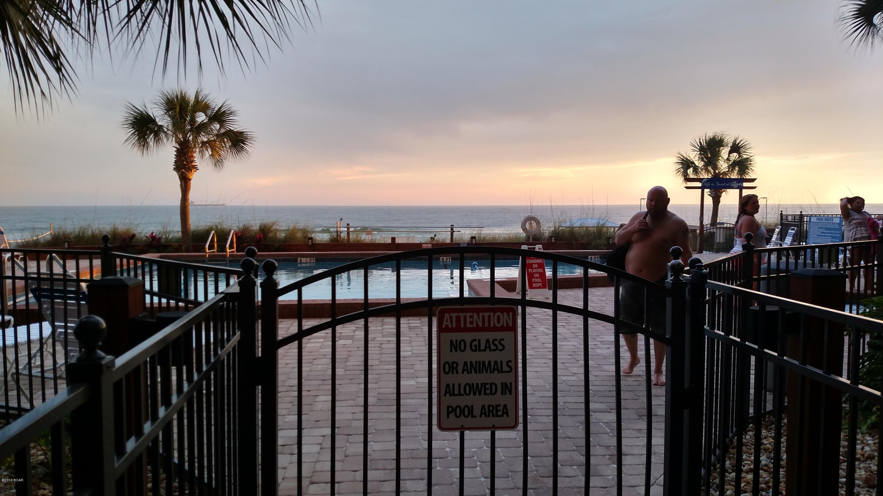 The Commodore - Residential