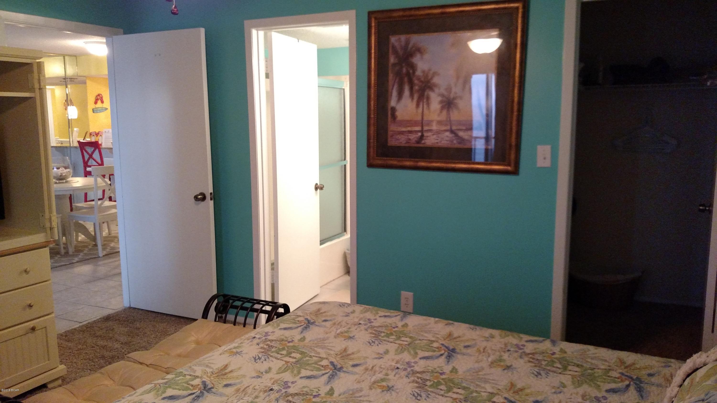 The Commodore - Residential