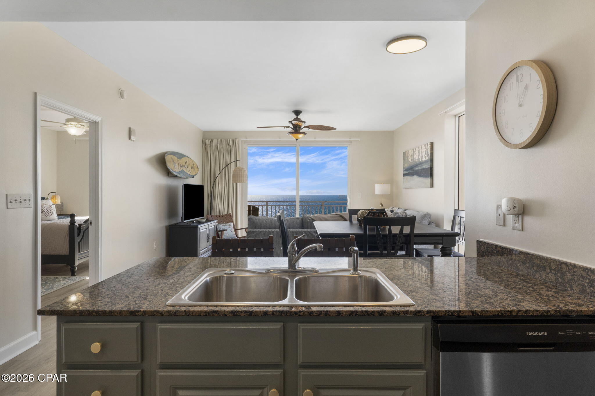 Splash Condo - Residential