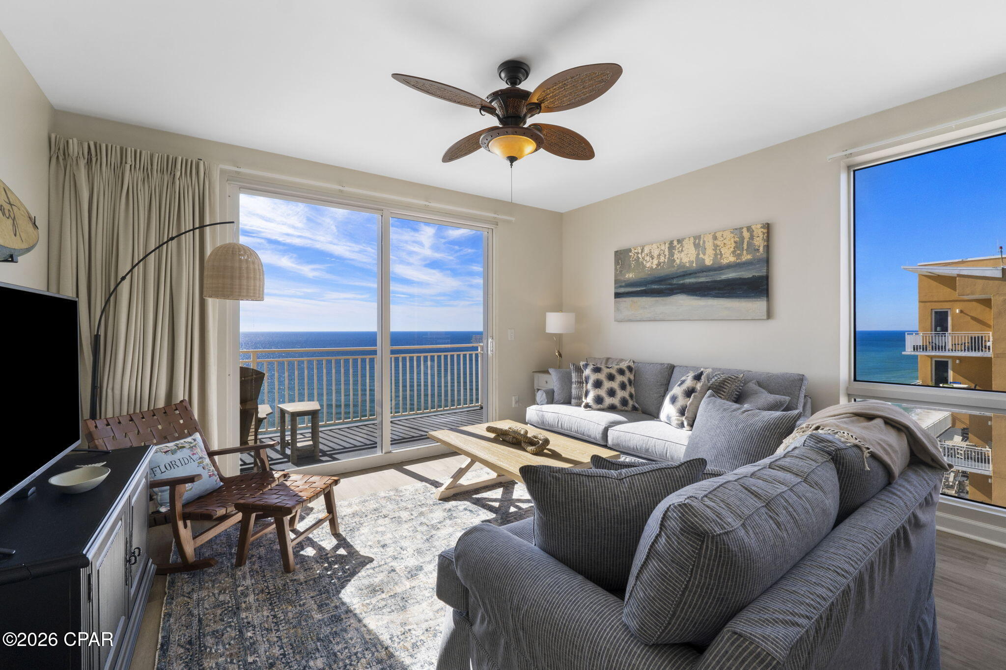 Splash Condo - Residential