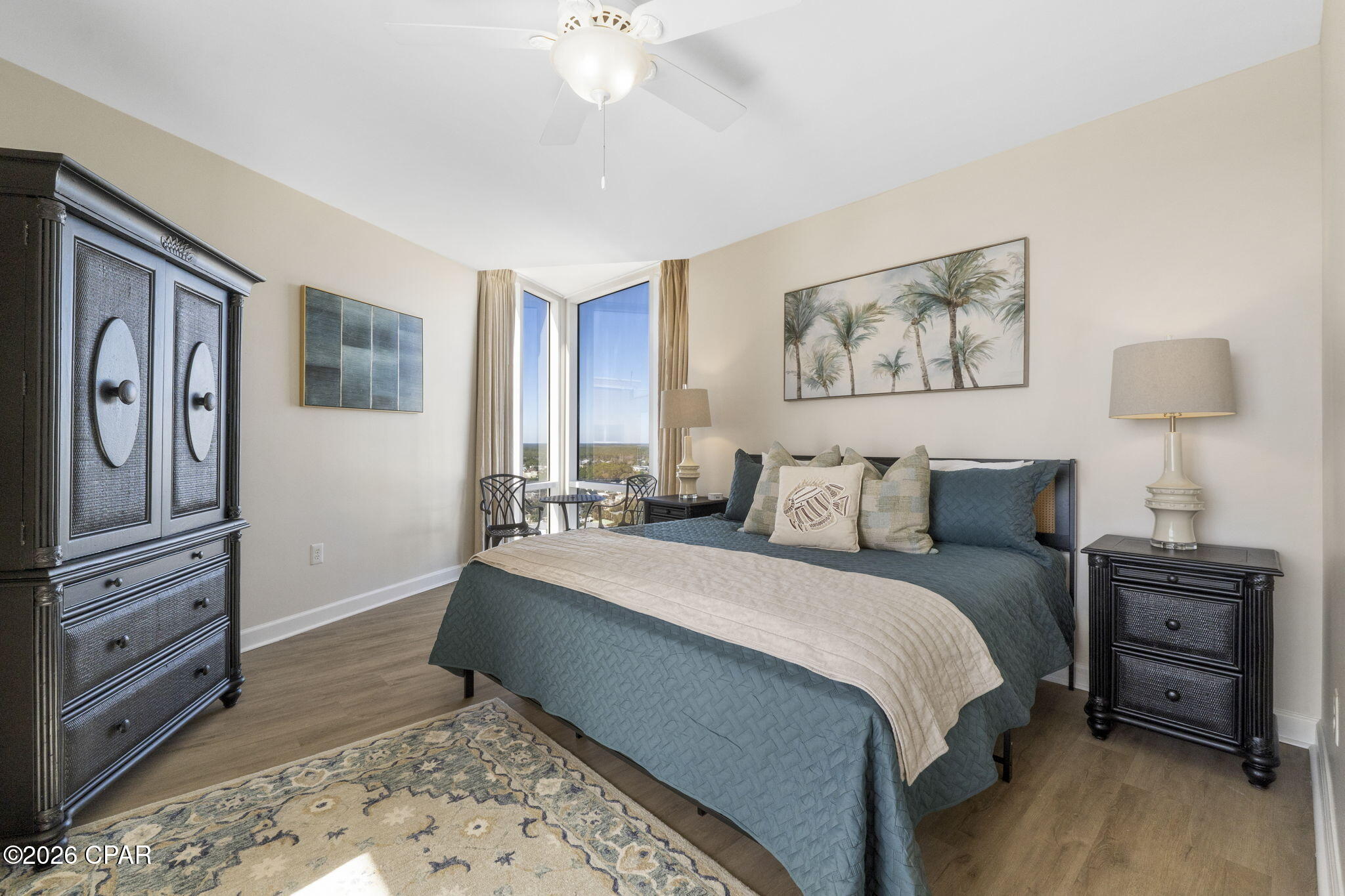 Splash Condo - Residential
