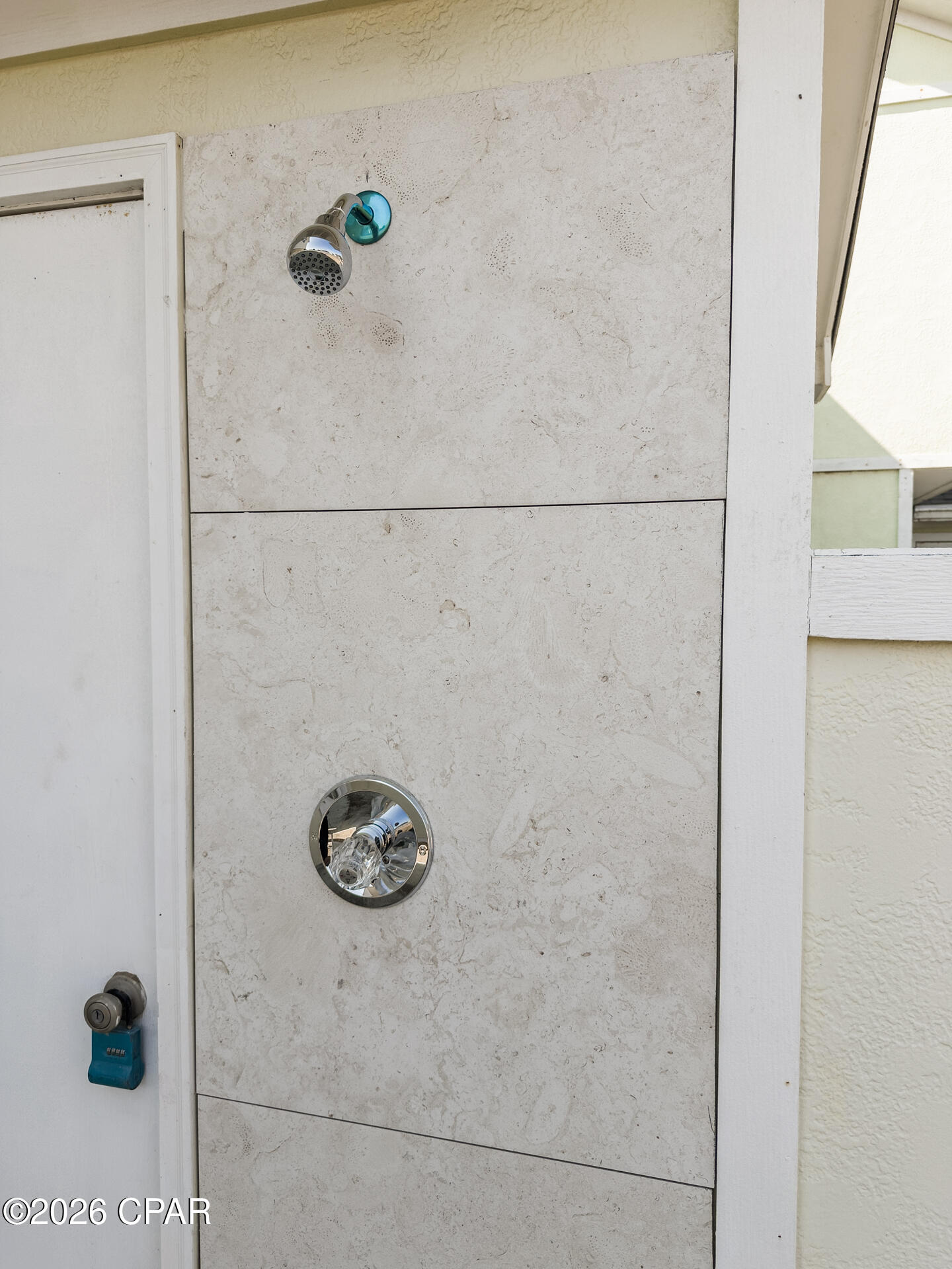 Shores - Residential