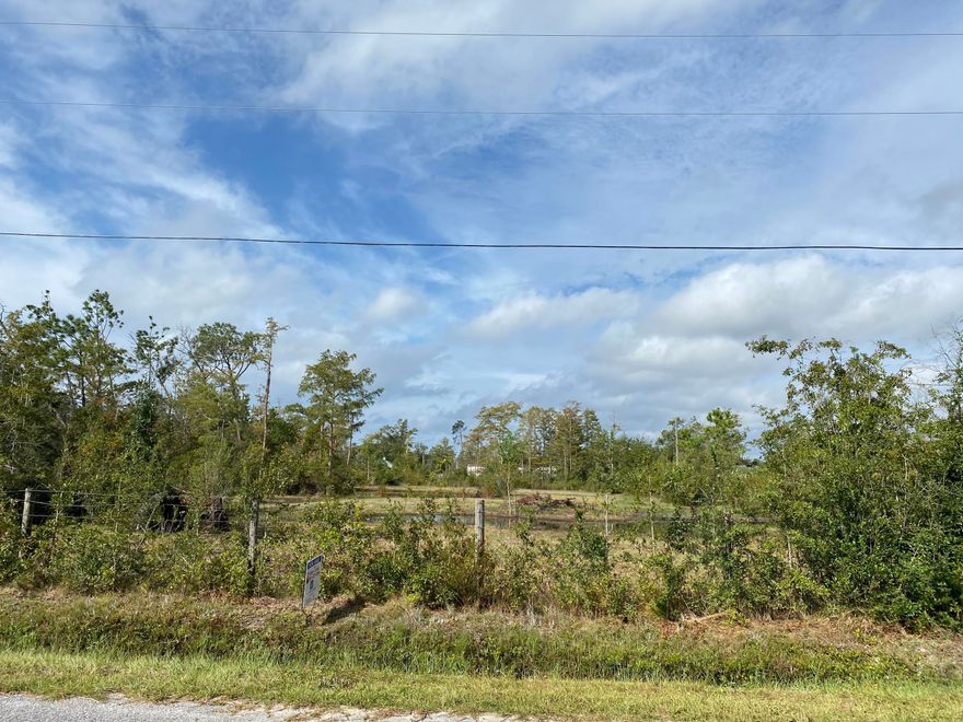 This beautiful piece of land would be perfect for you next home! There is a pond on the property and a friendly, quiet neighborhood! Simmons Park is right down the road. This lot is peaceful and is nearly an acre.