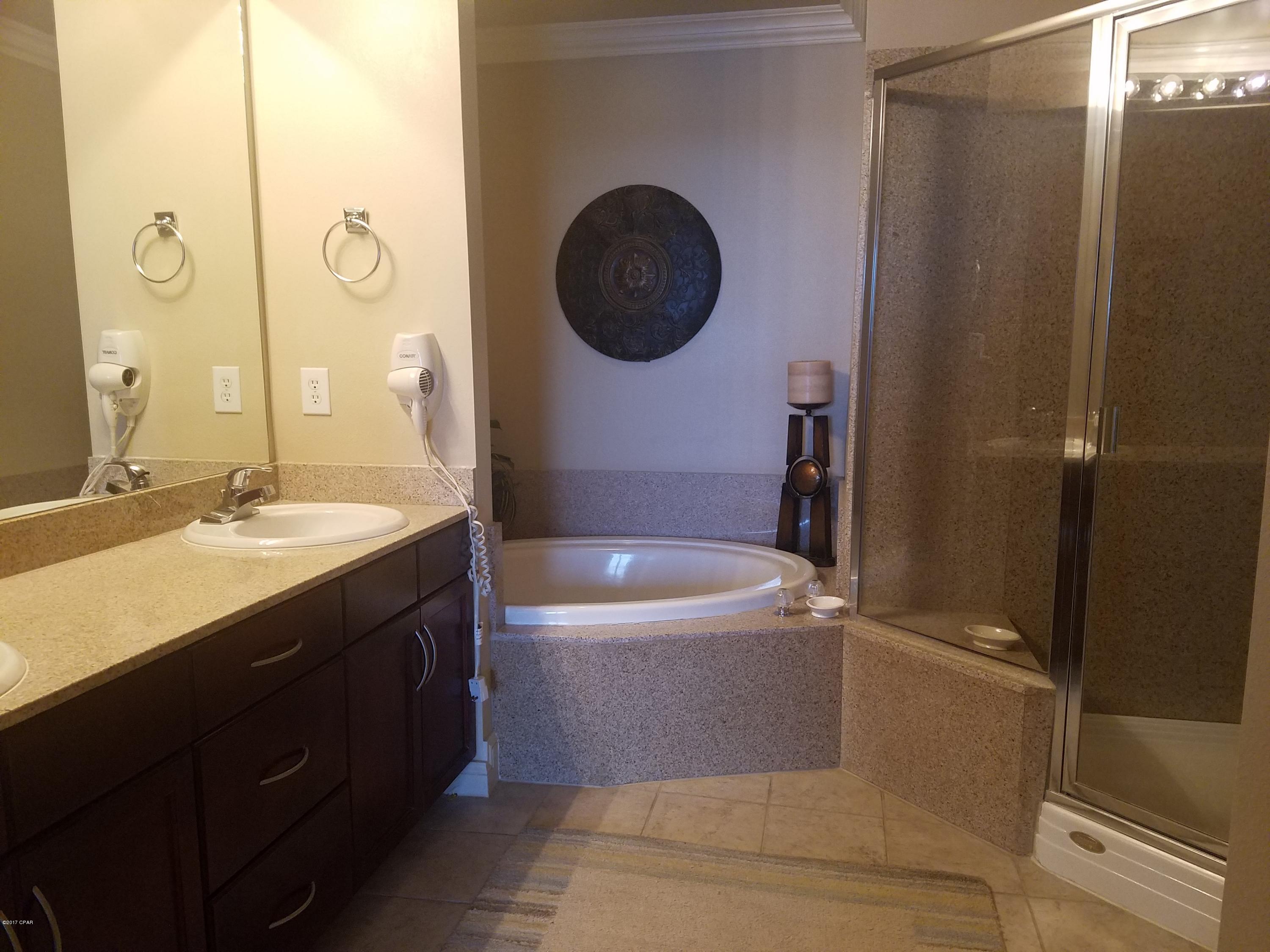 Laketown Wharf - Residential Lease