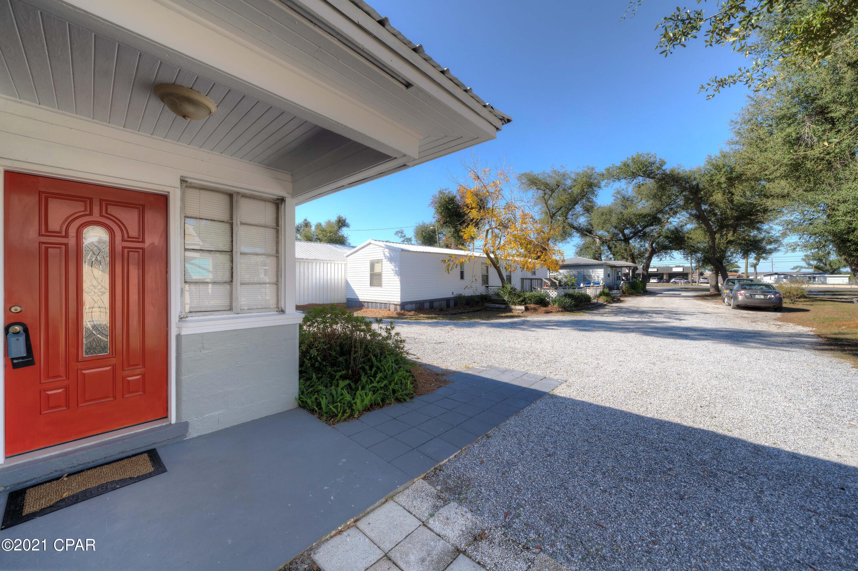 [No Recorded Subdiv] - Residential