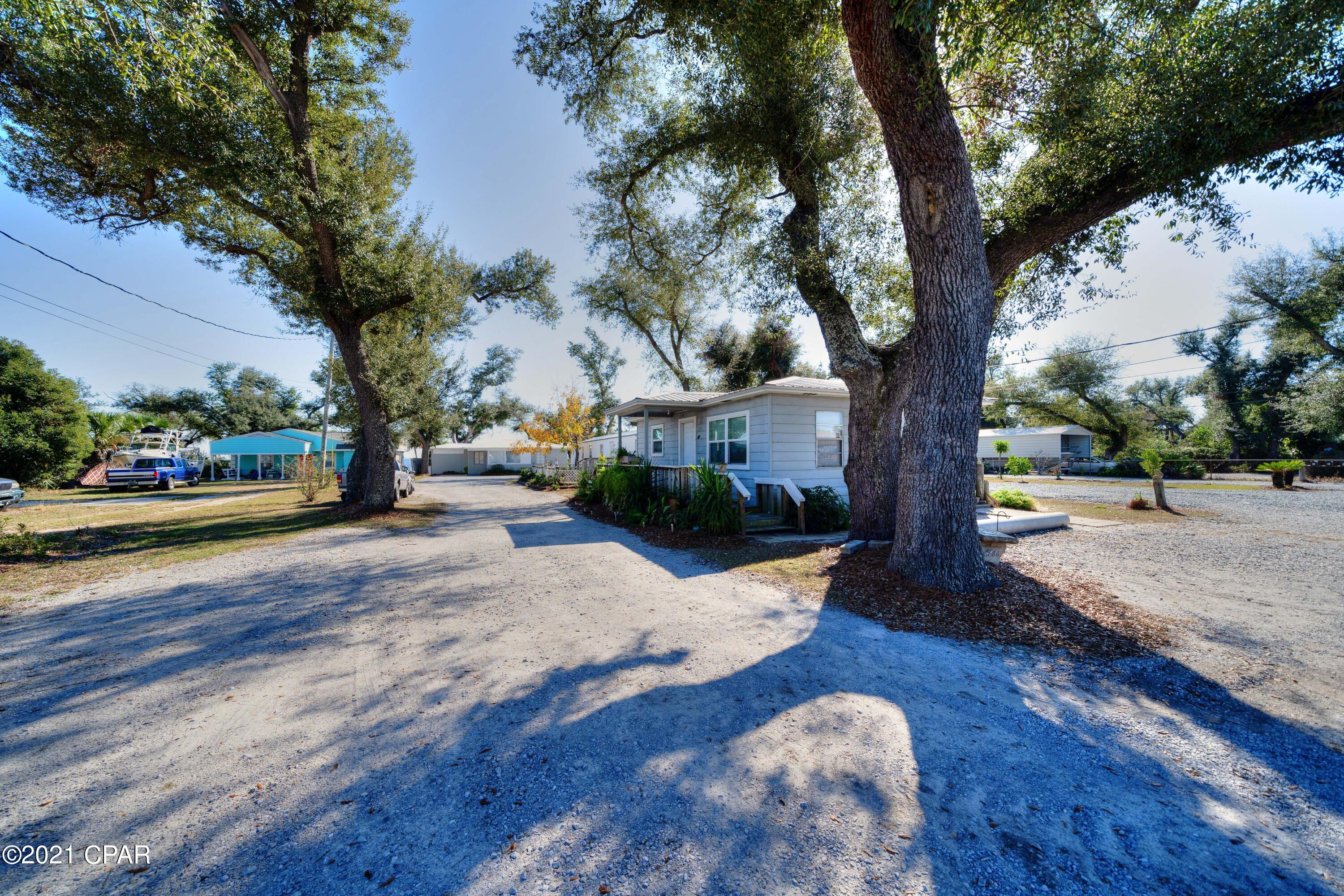 [No Recorded Subdiv] - Residential