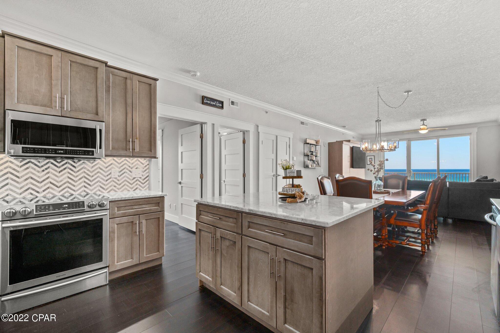 Emerald Isle - Residential