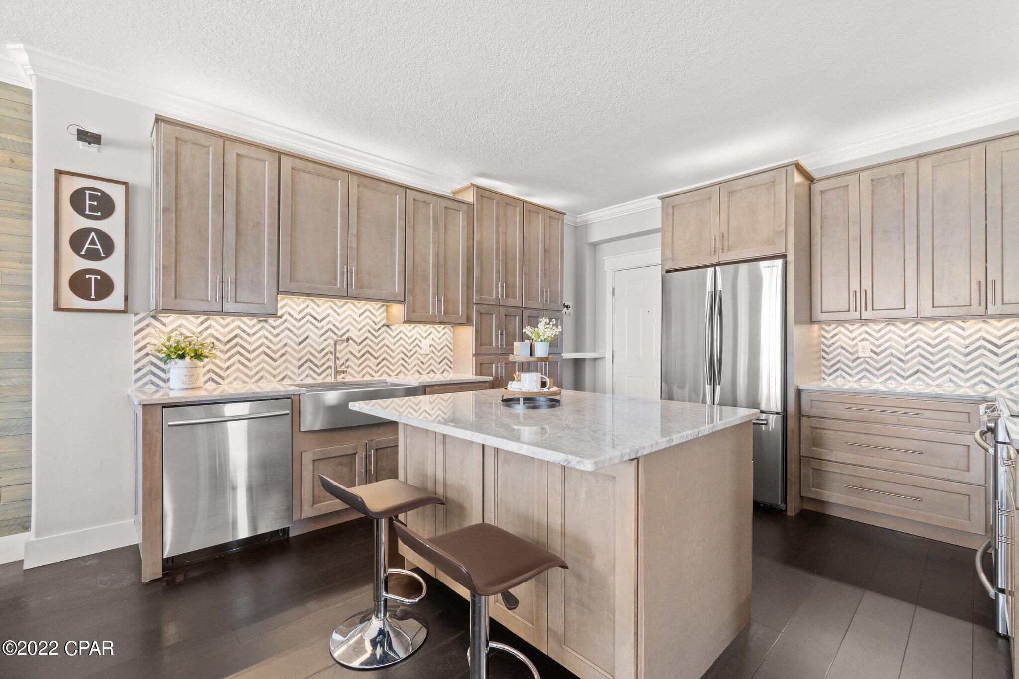 Emerald Isle - Residential