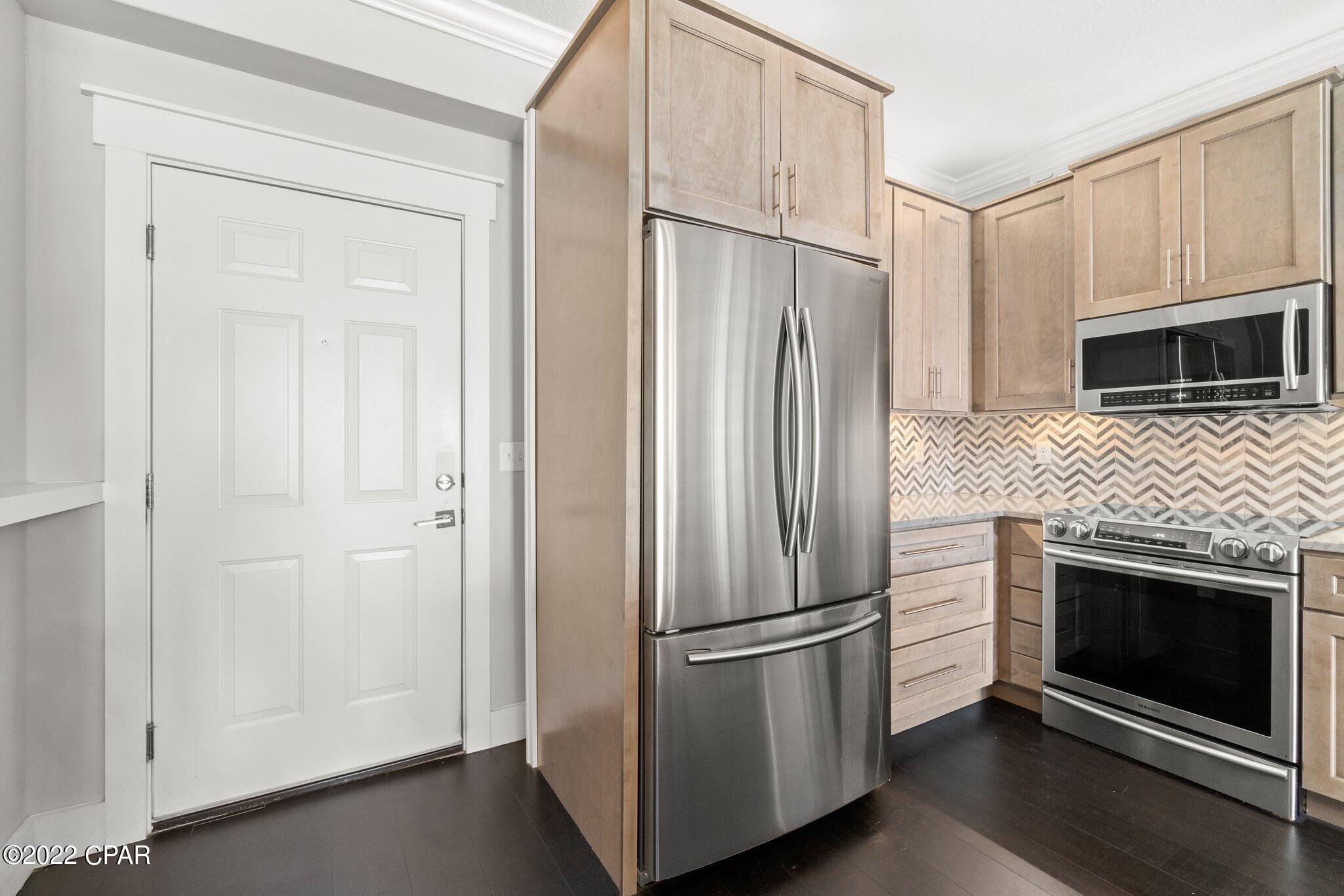 Emerald Isle - Residential