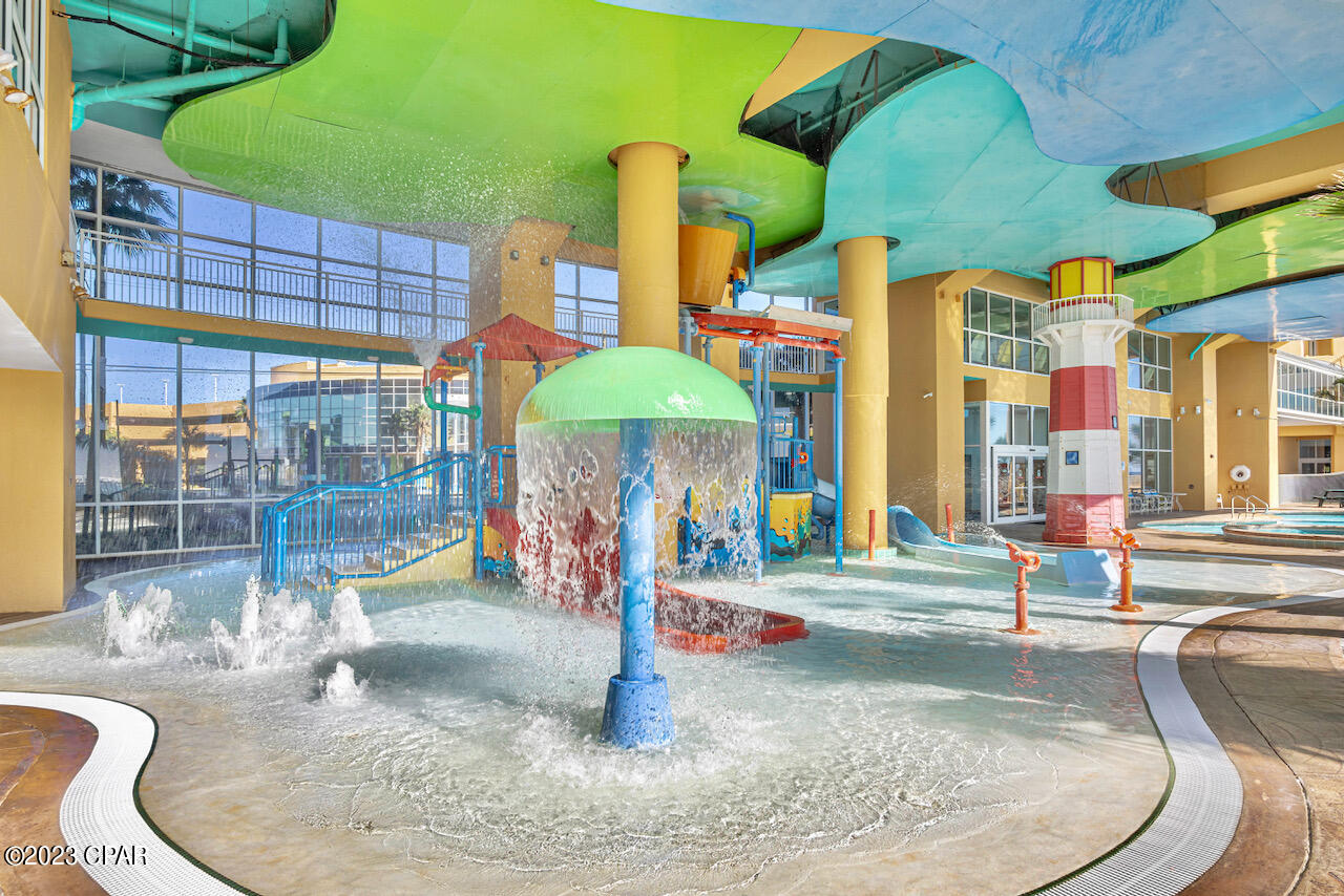 Splash Condo - Residential