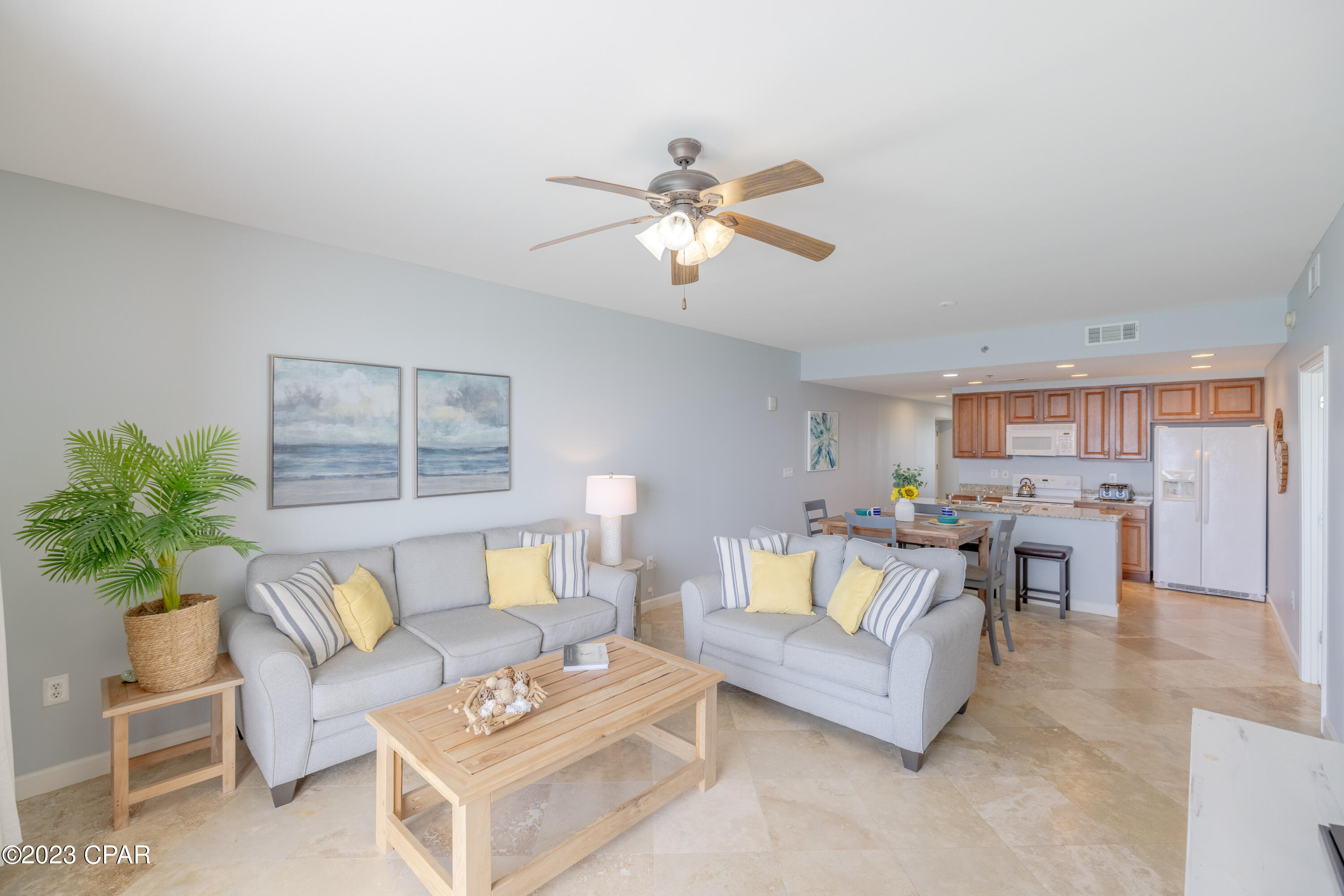 Splash Condo - Residential