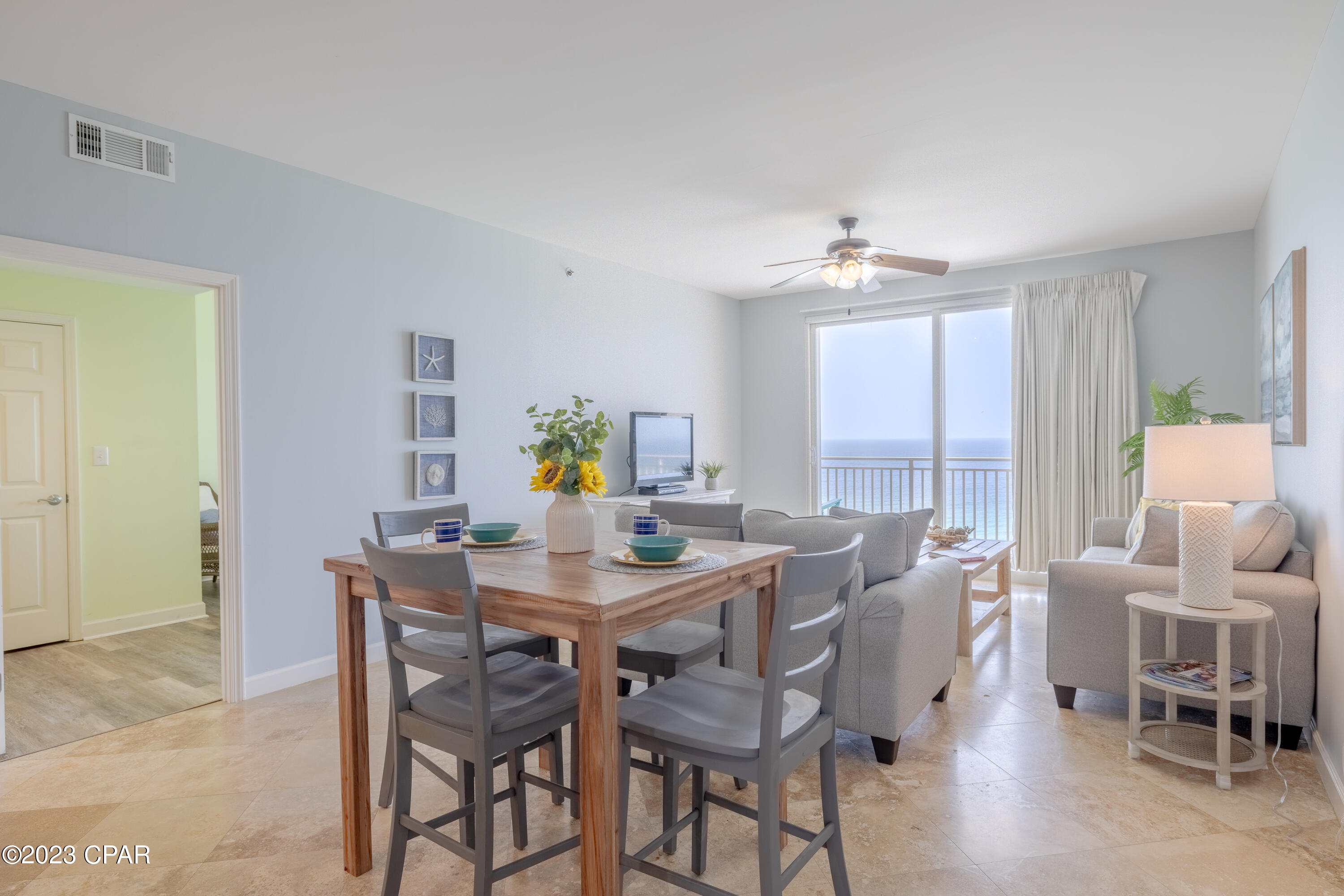 Splash Condo - Residential