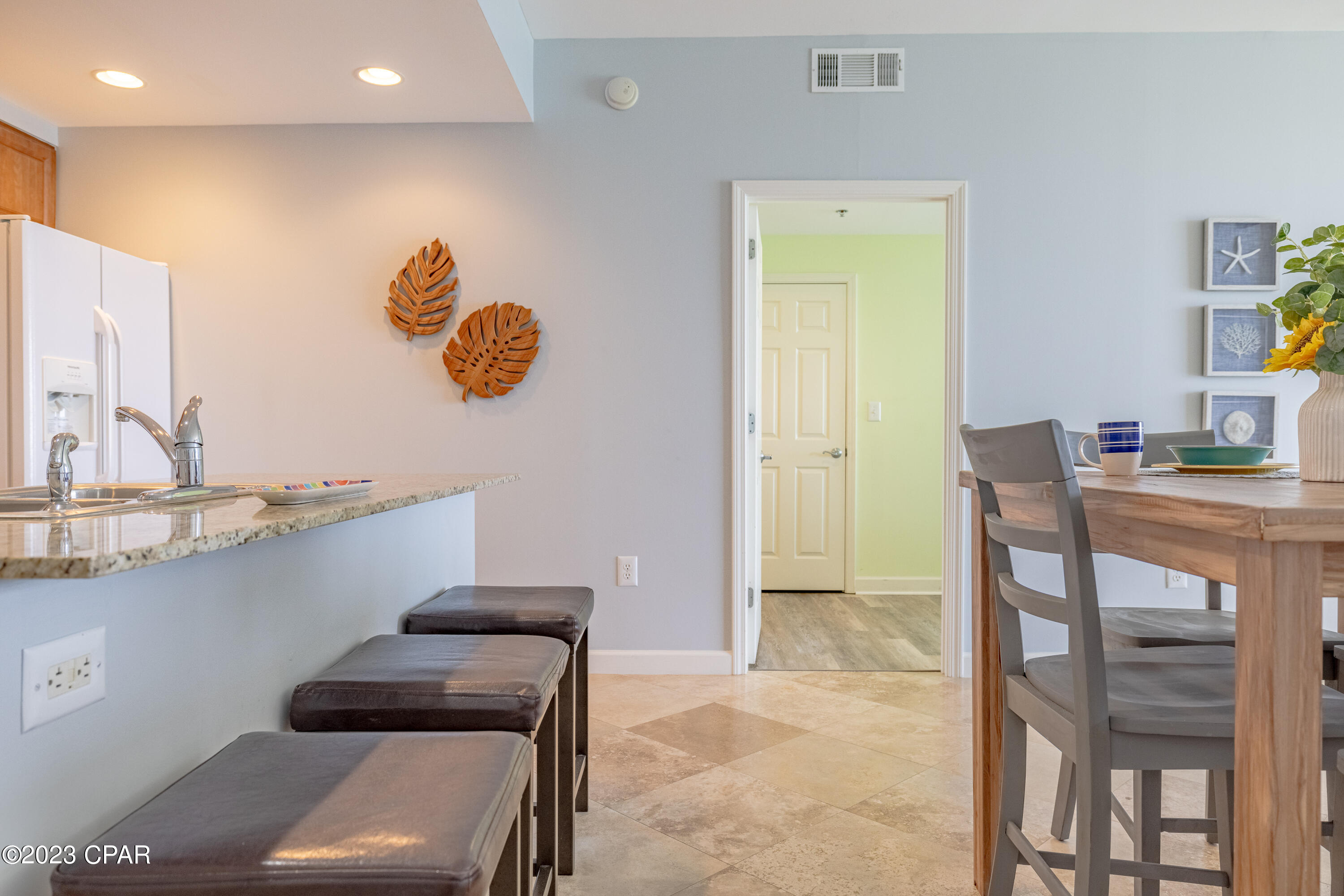 Splash Condo - Residential