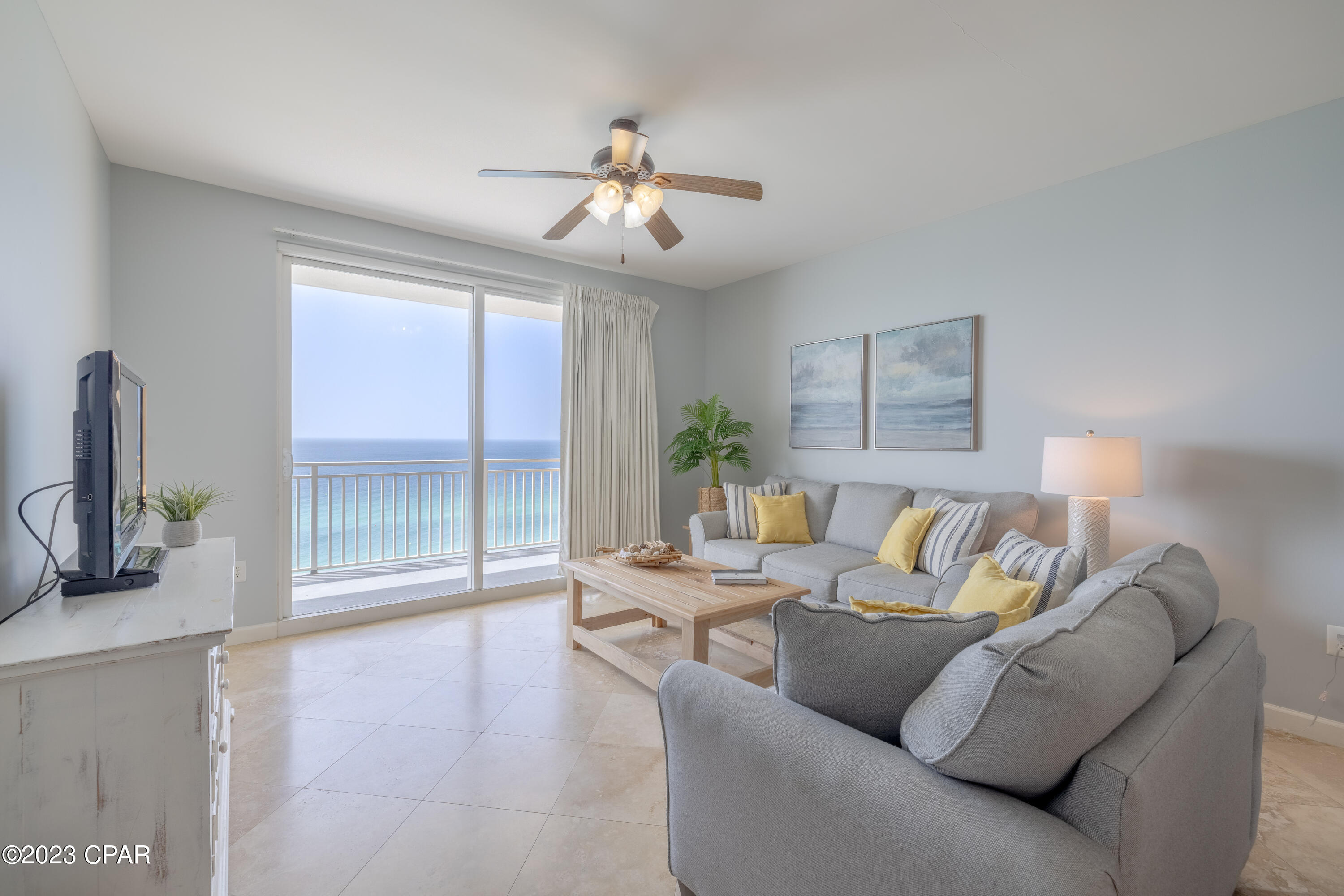 Splash Condo - Residential