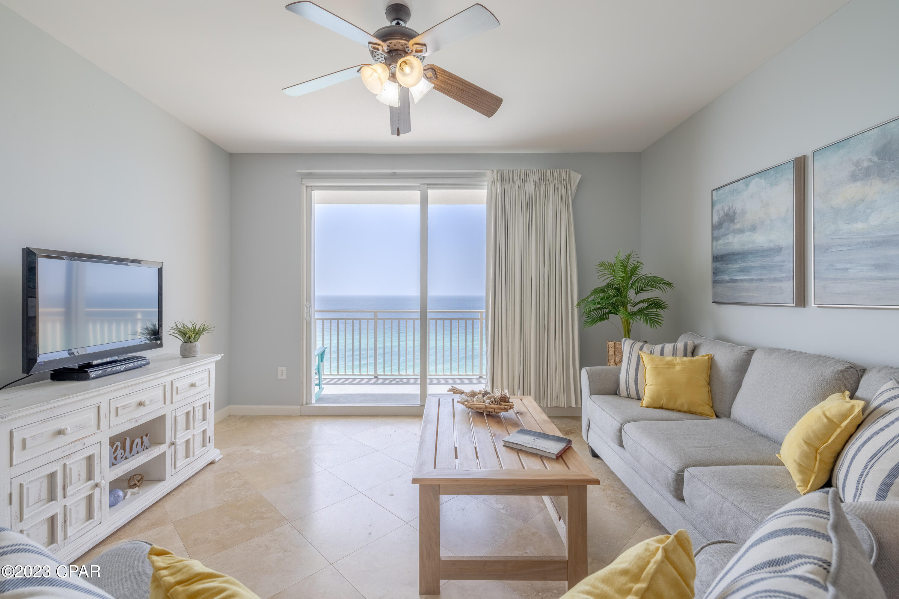 Splash Condo - Residential