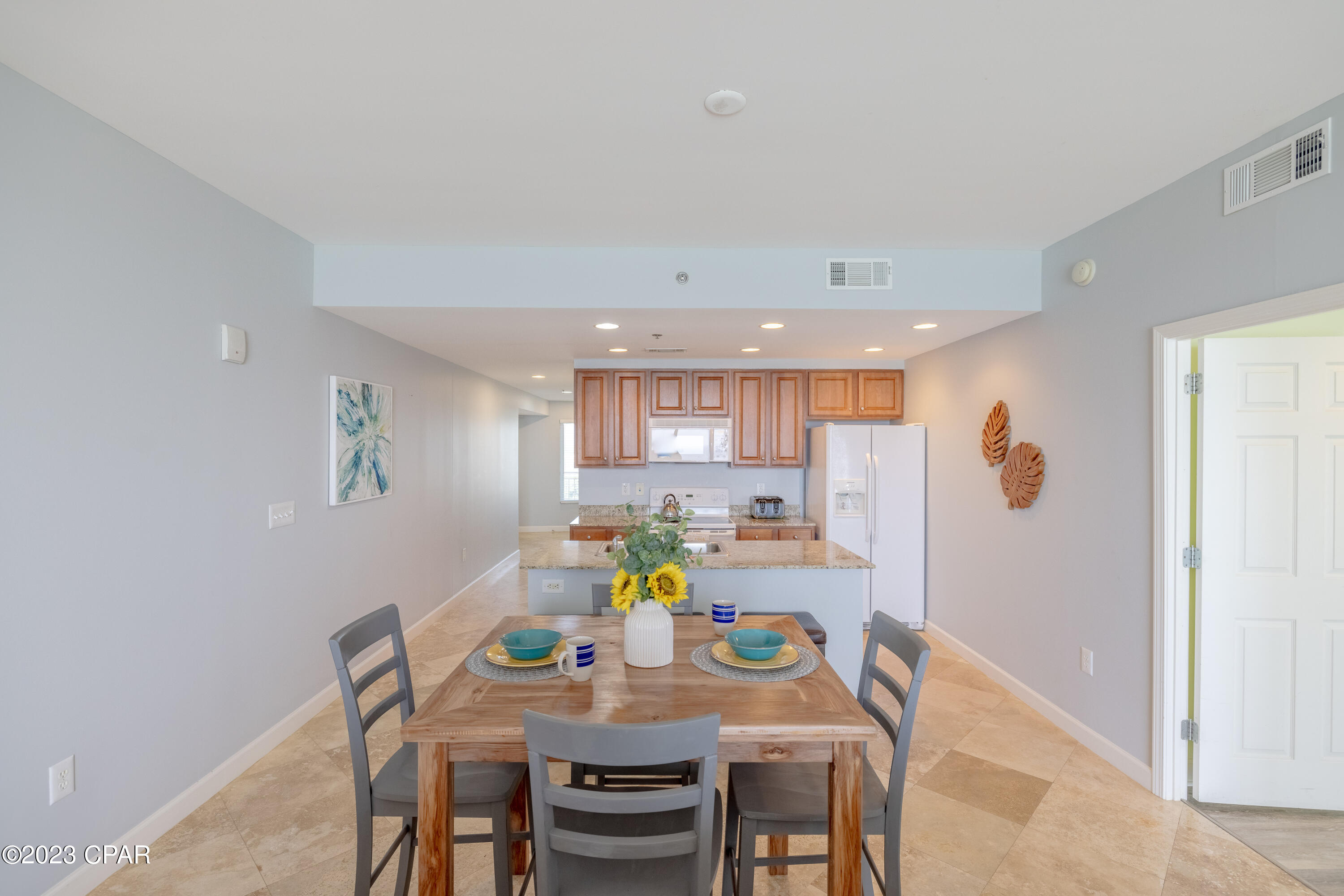 Splash Condo - Residential