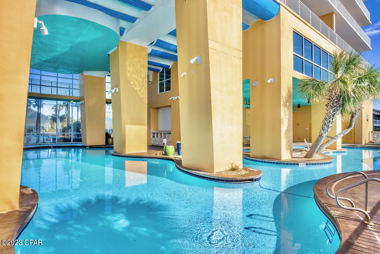 Splash Condo - Residential