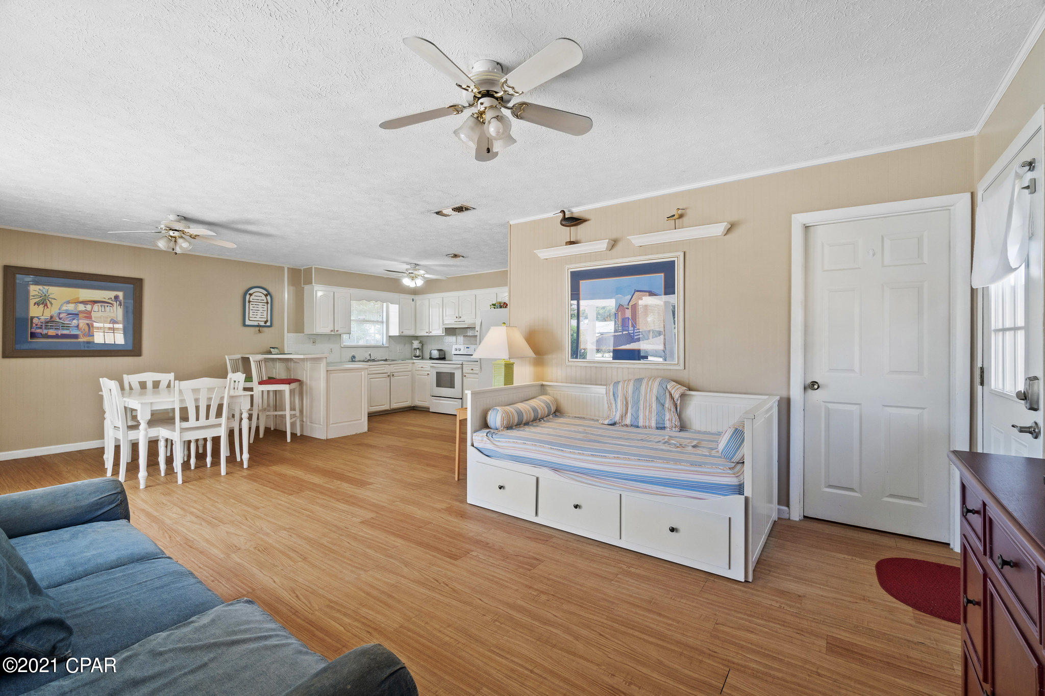 El Centro Beach - Residential