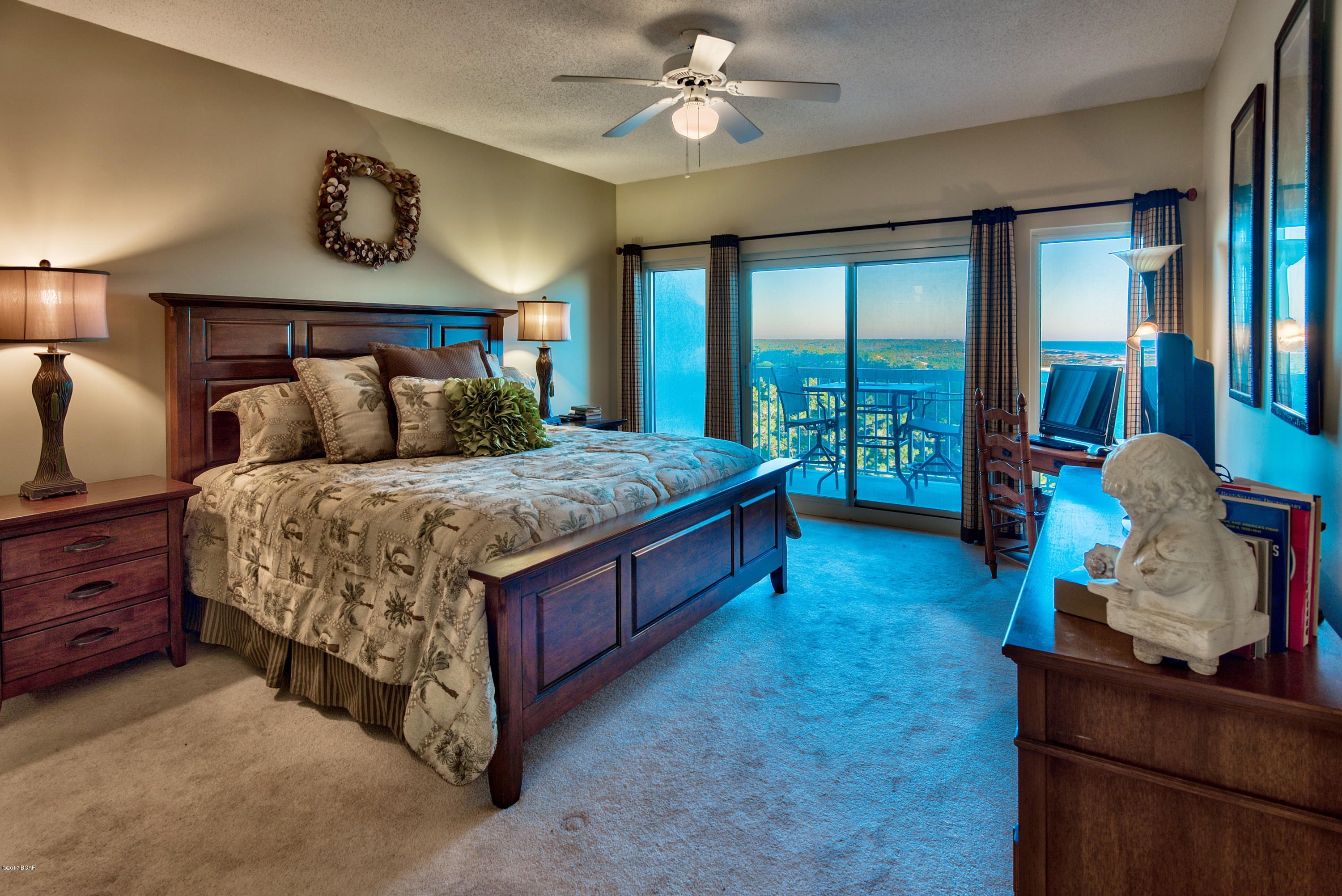 Summit At Topsl - Residential