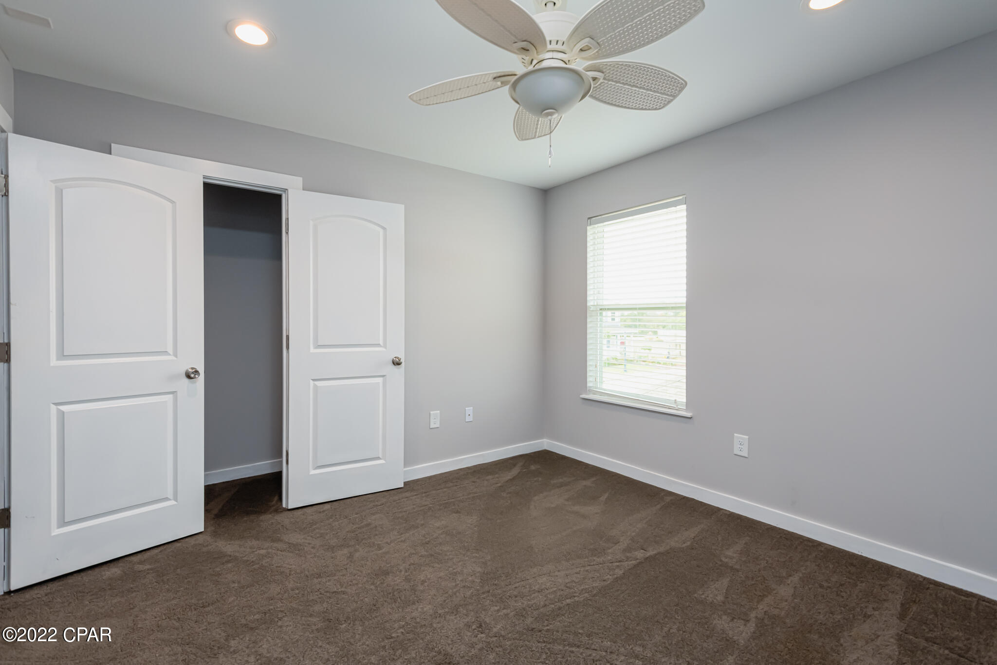 Magnolia Bay Club - Residential