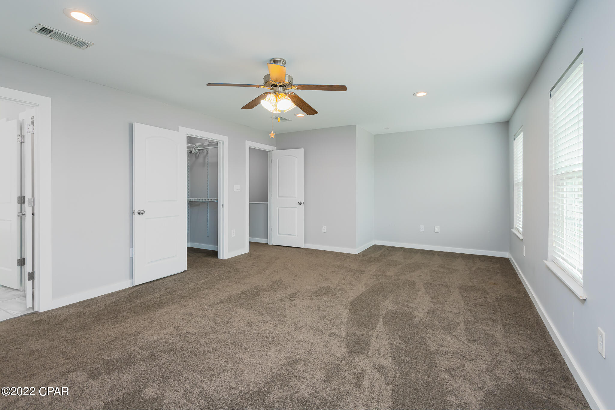 Magnolia Bay Club - Residential