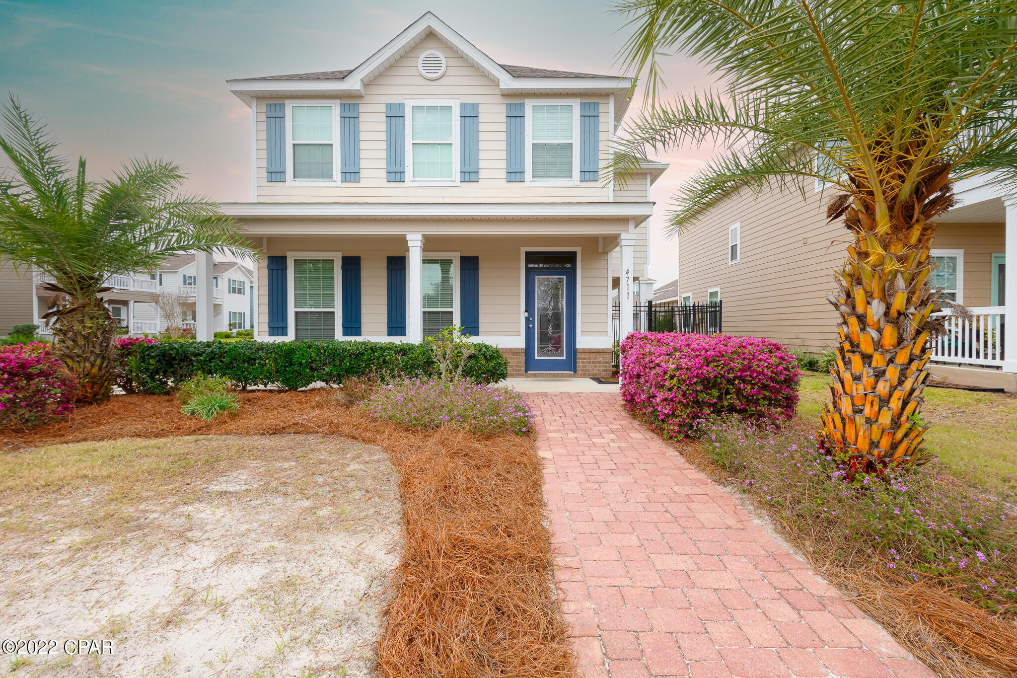 Magnolia Bay Club - Residential