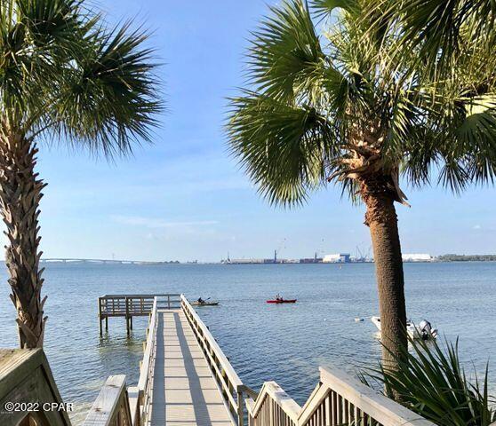 Magnolia Bay Club - Residential