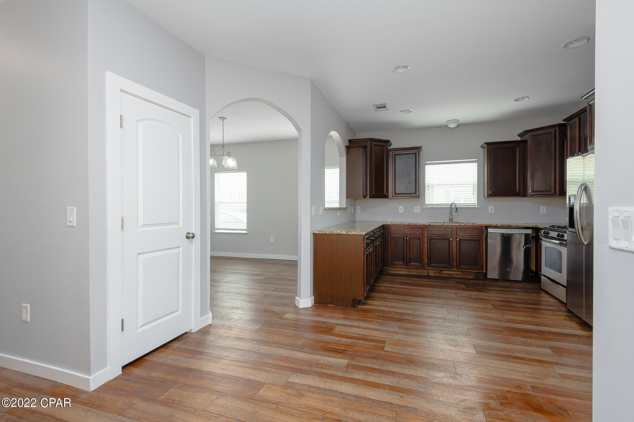 Magnolia Bay Club - Residential