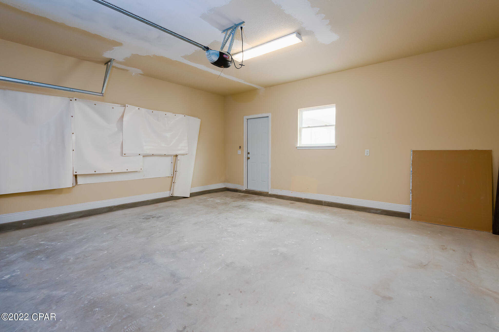 Magnolia Bay Club - Residential