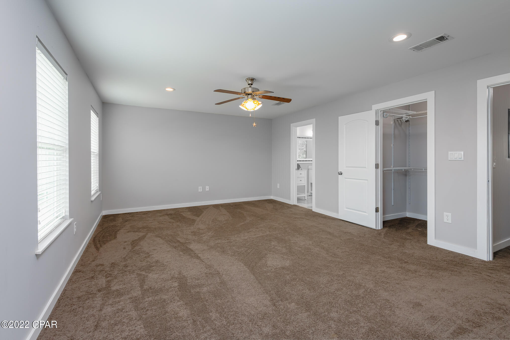 Magnolia Bay Club - Residential