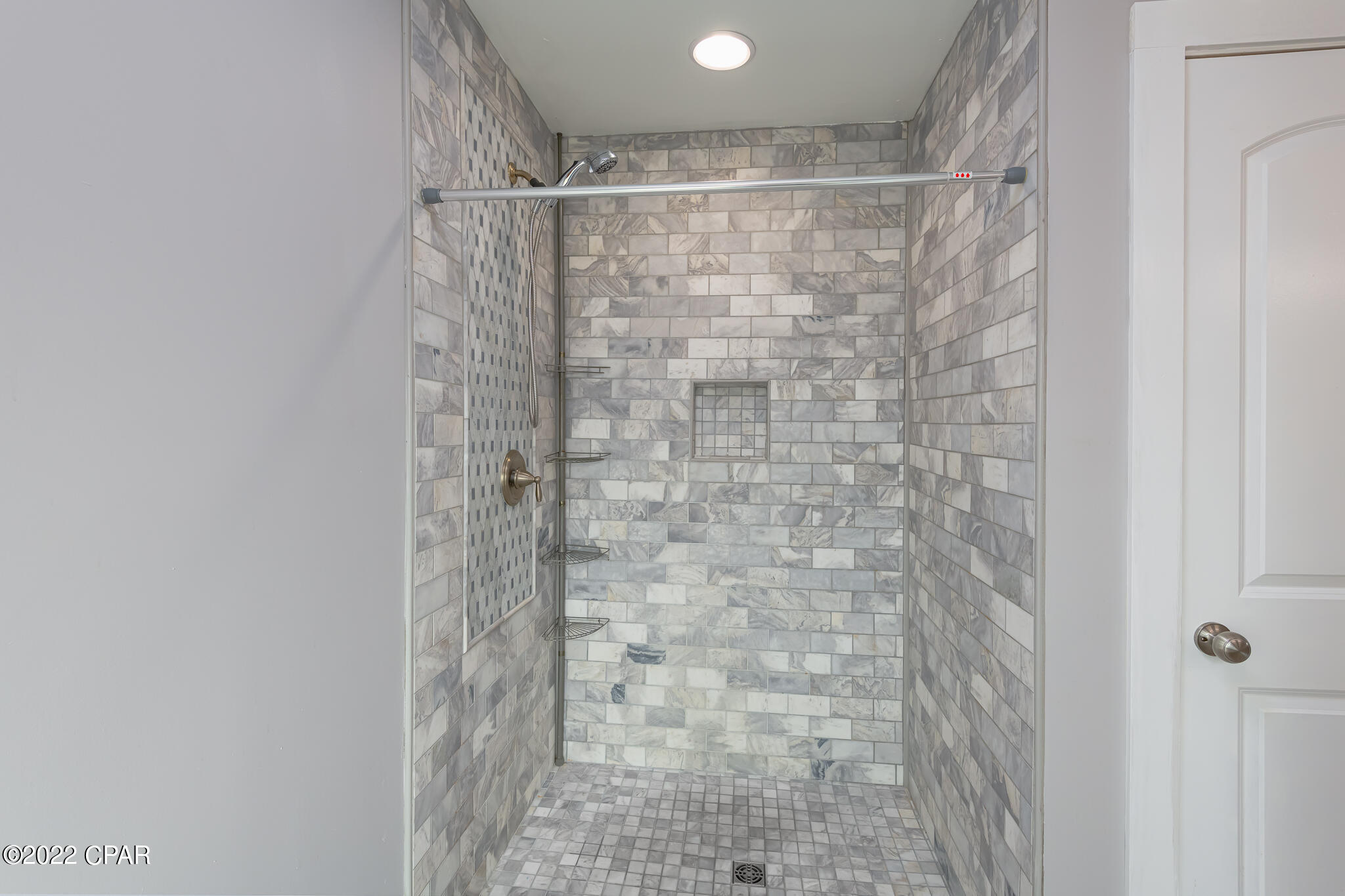 Magnolia Bay Club - Residential