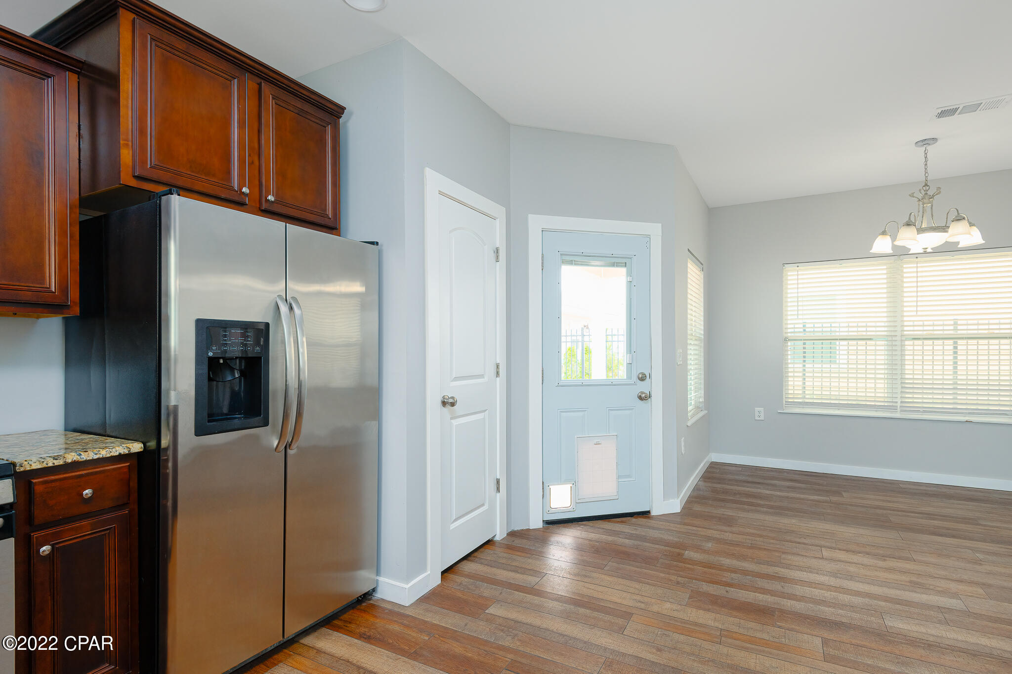 Magnolia Bay Club - Residential