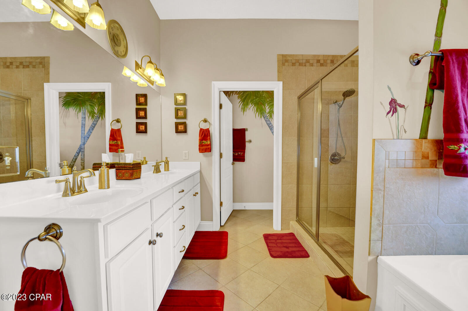 Colony Club - Residential