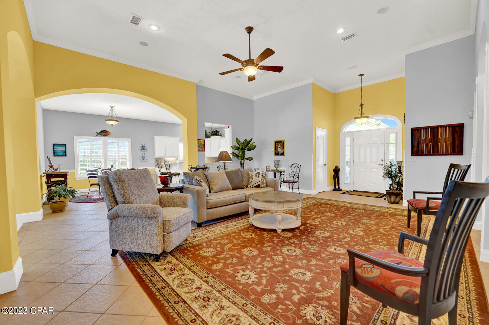 Colony Club - Residential