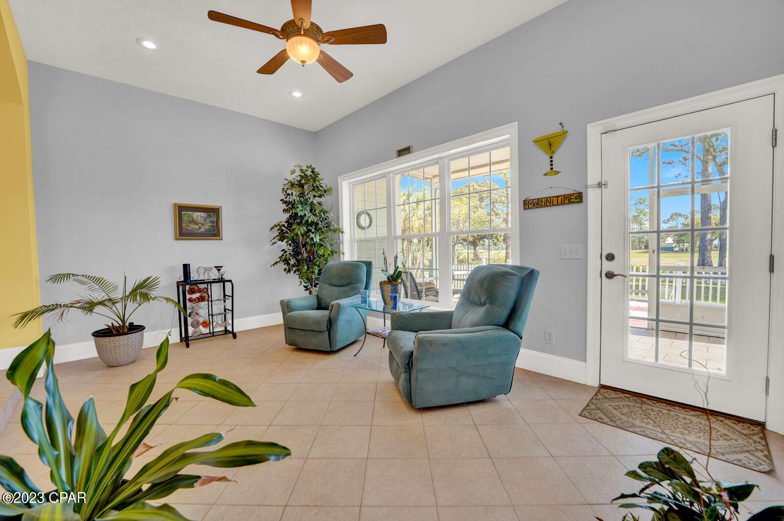 Colony Club - Residential