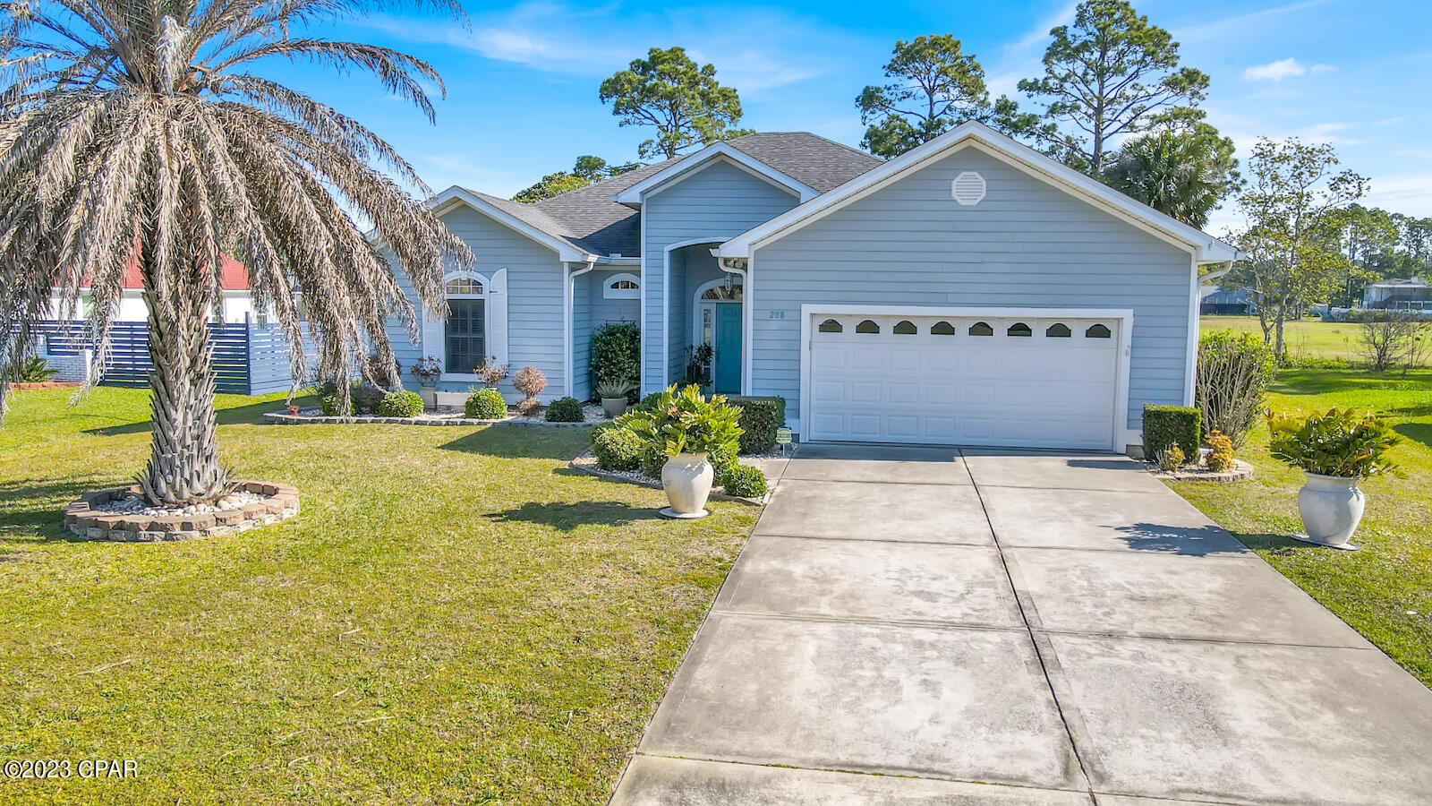 Colony Club - Residential