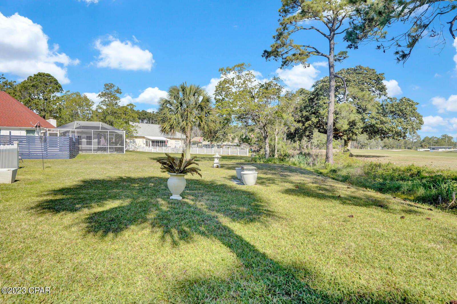 Colony Club - Residential