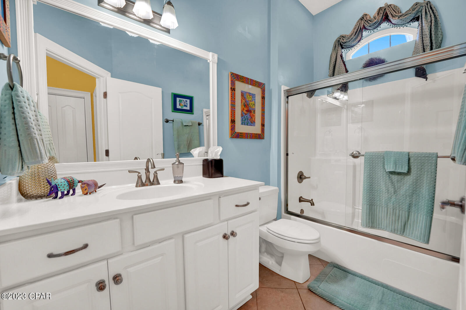 Colony Club - Residential