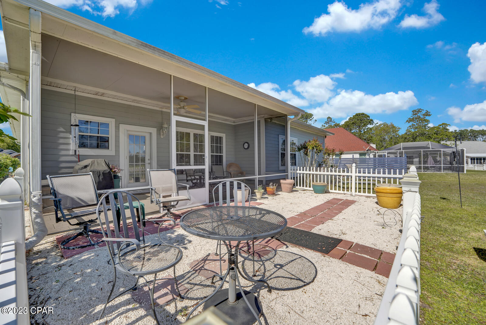 Colony Club - Residential