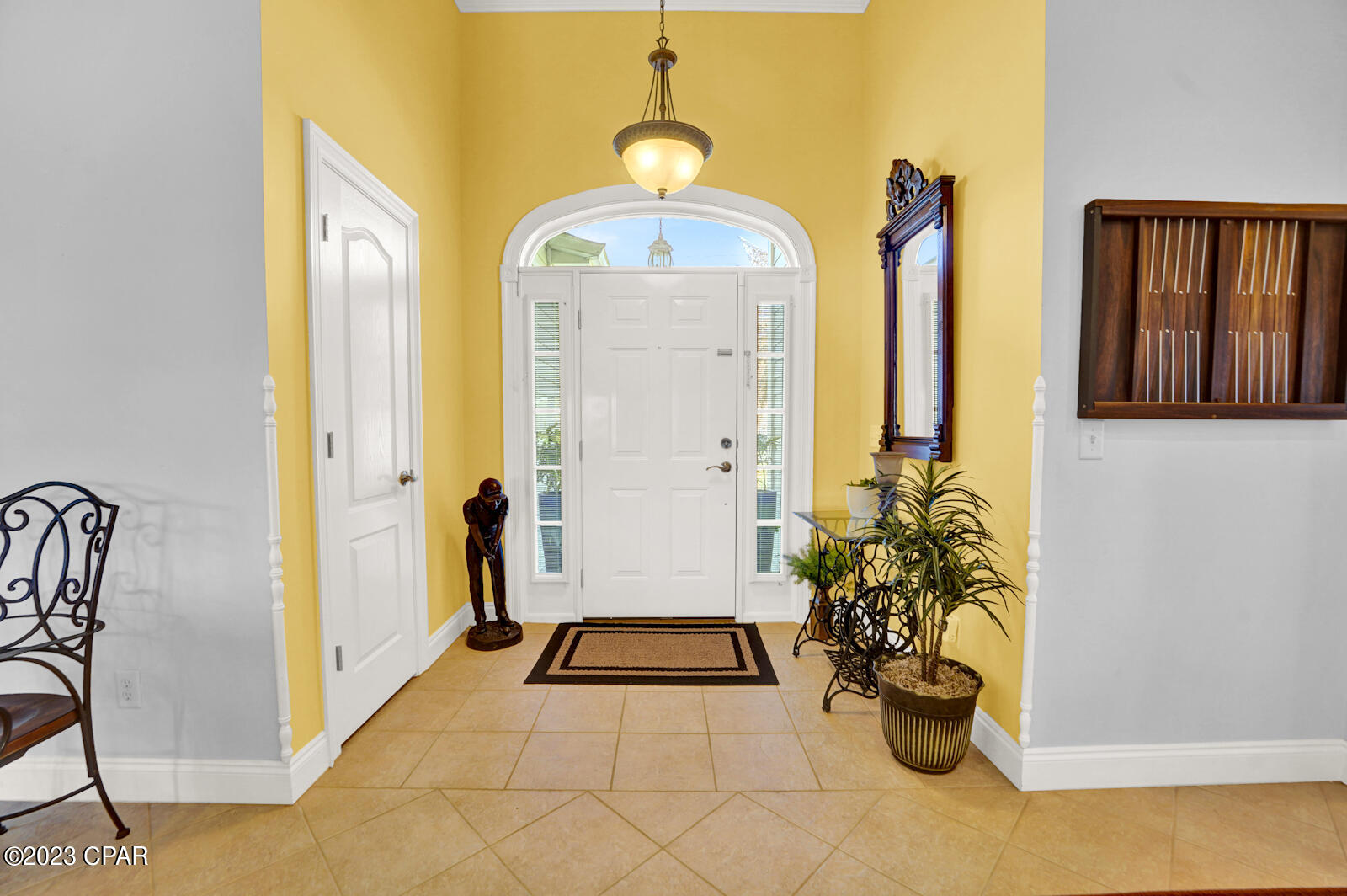 Colony Club - Residential