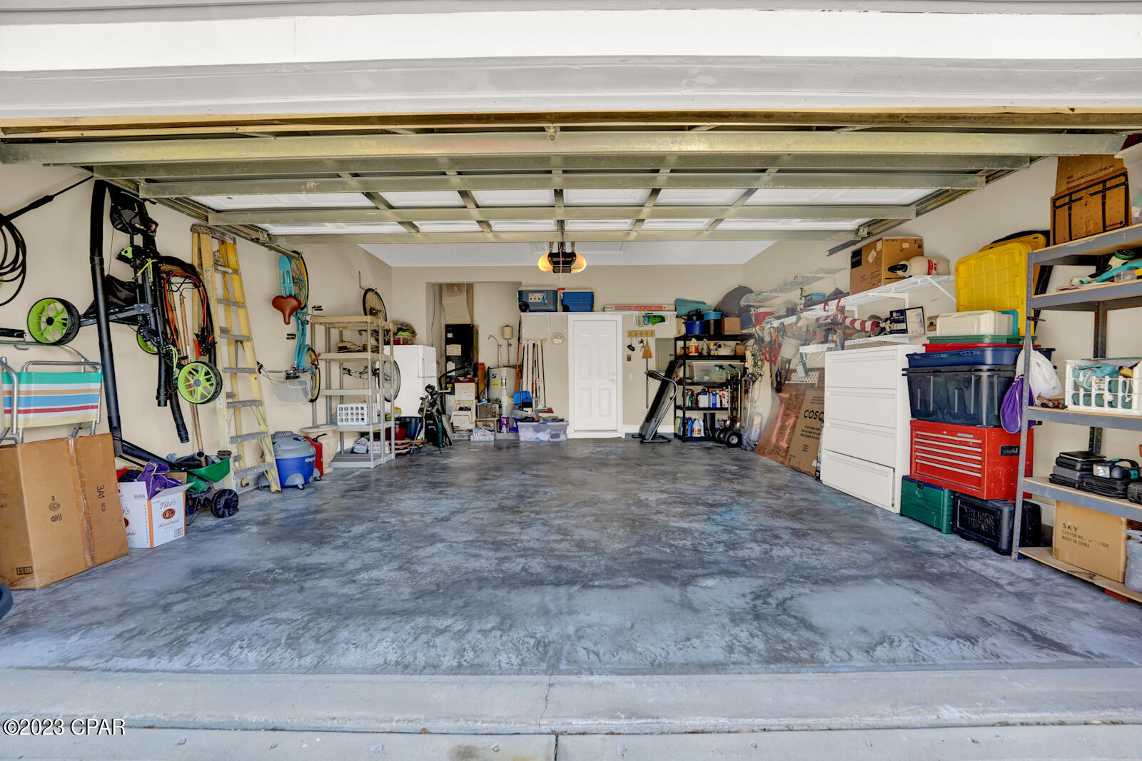 Colony Club - Residential